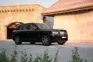 Rolls-Royce Cullinan Black