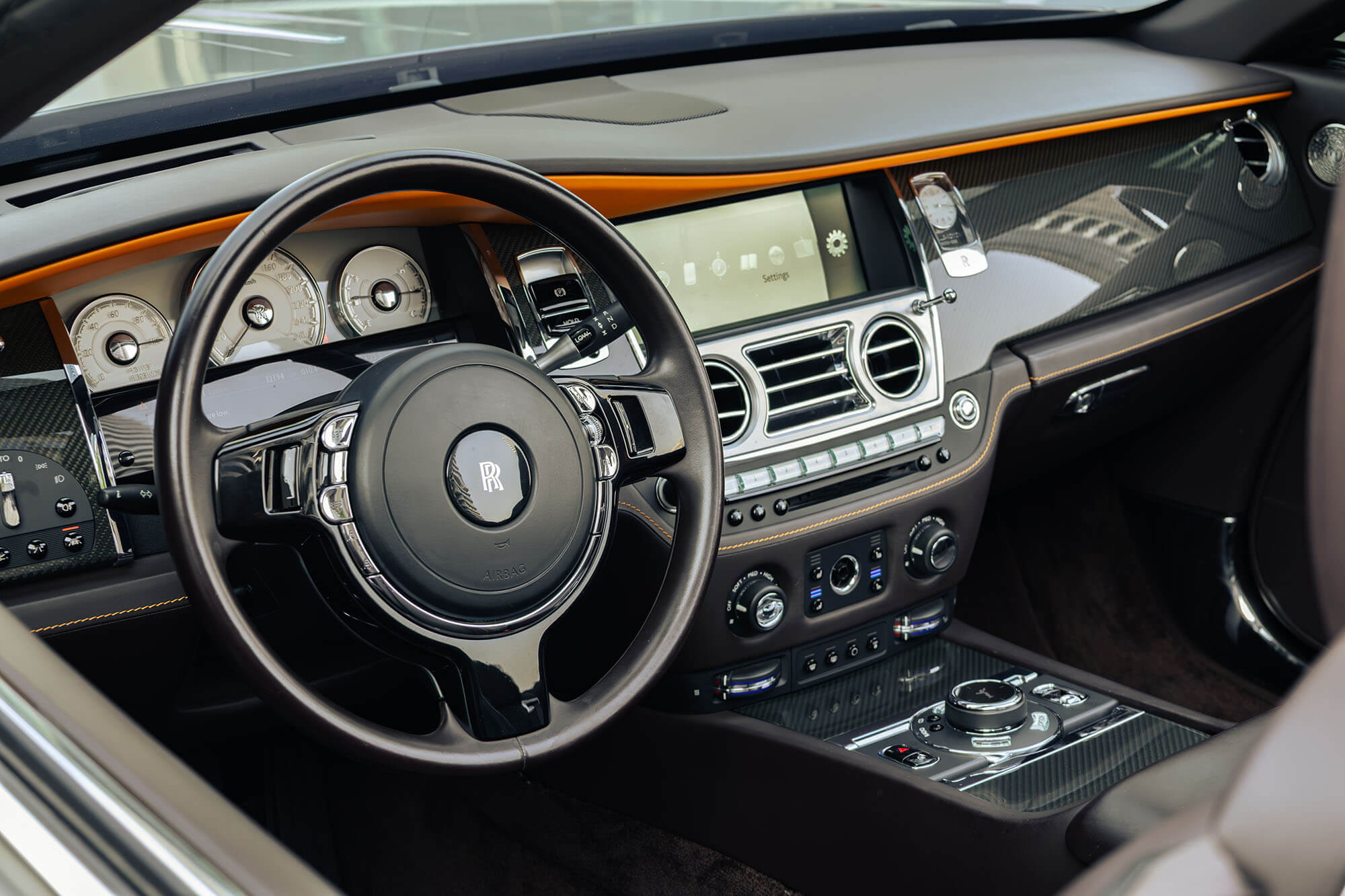 Rolls-Royce Dawn Grå