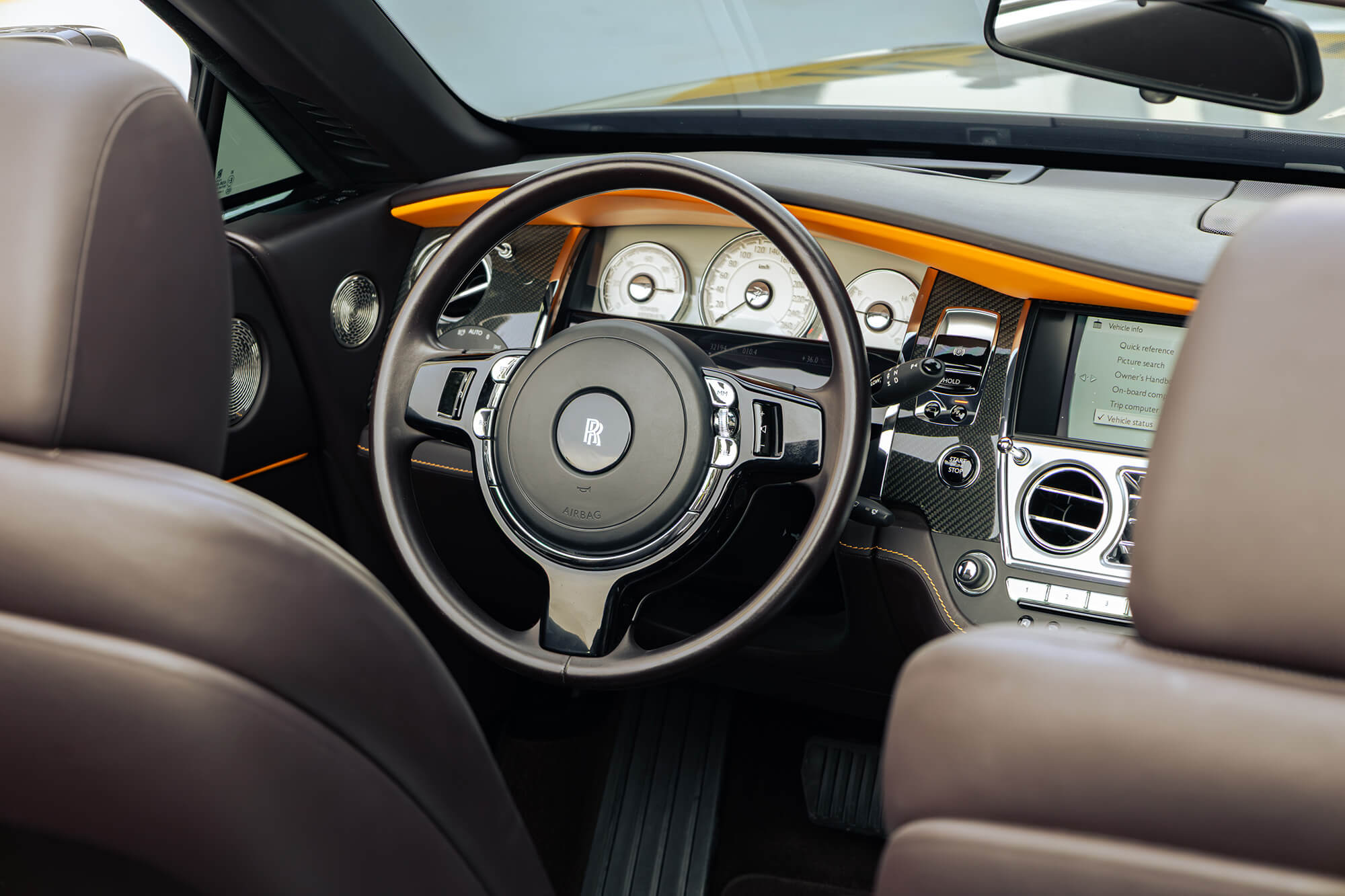 Rolls-Royce Dawn Grå