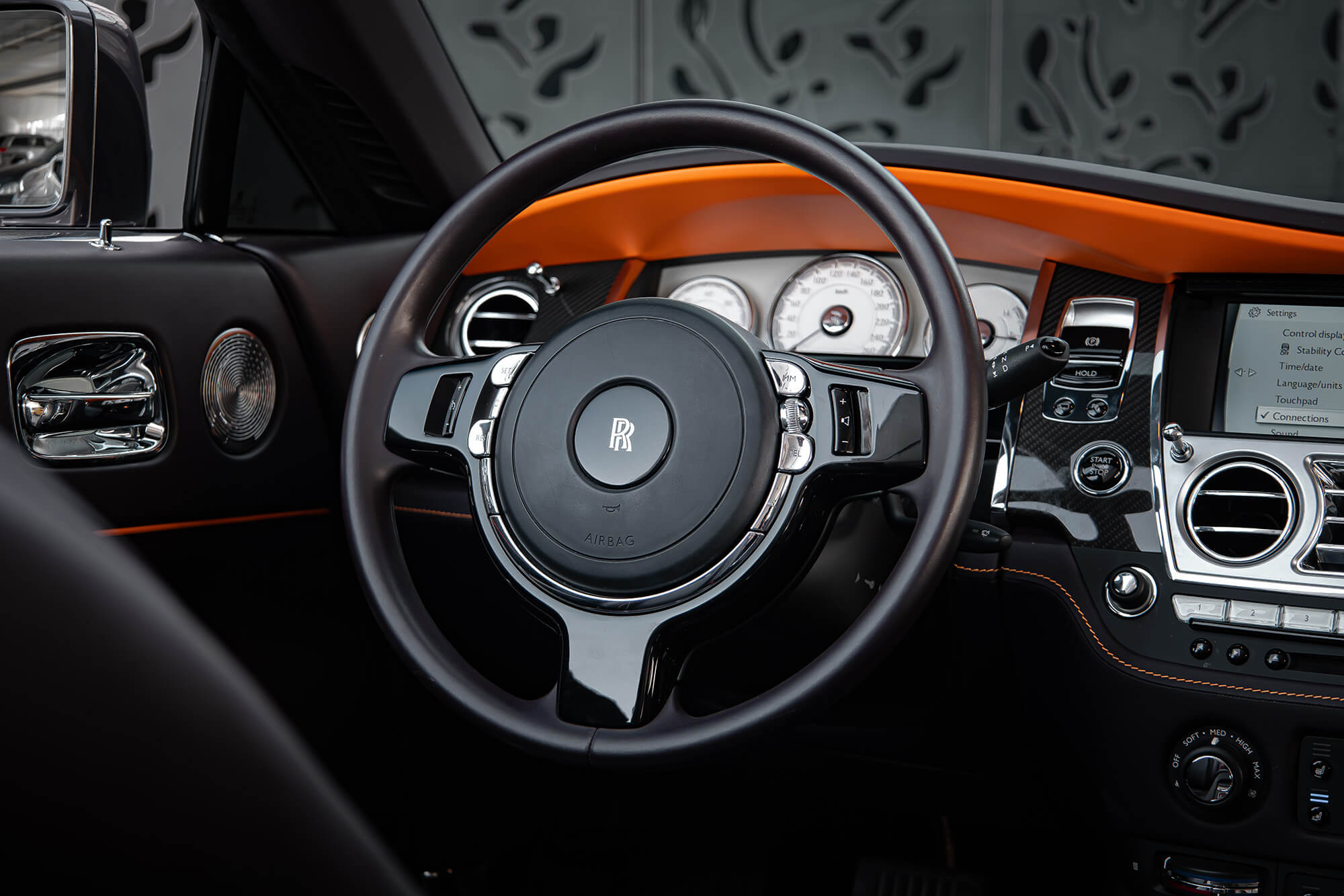 Rolls Royce Dawn Grey