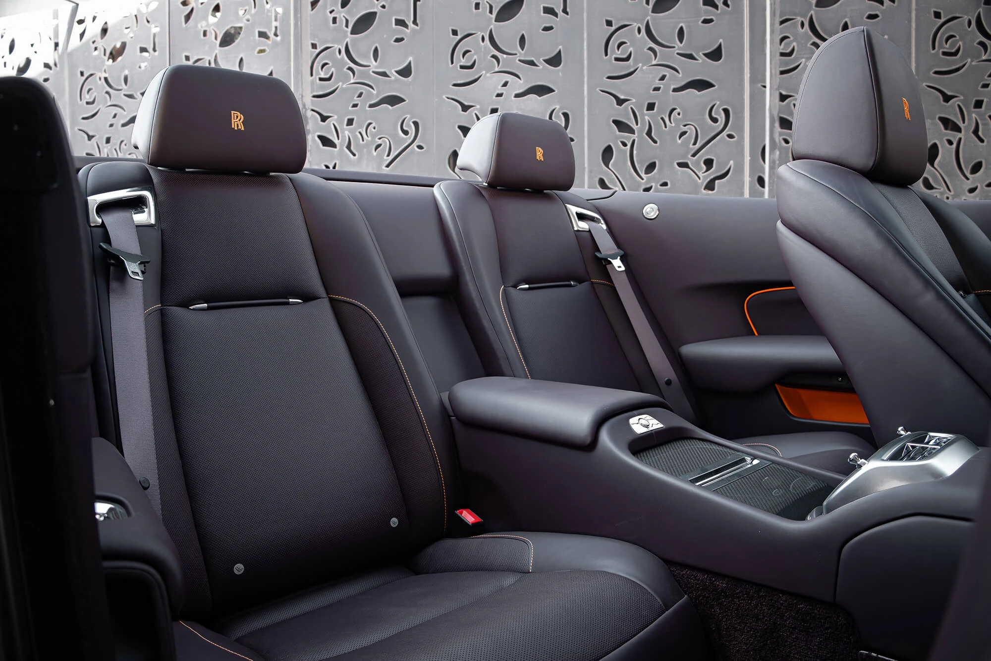 Rolls Royce Dawn Grau