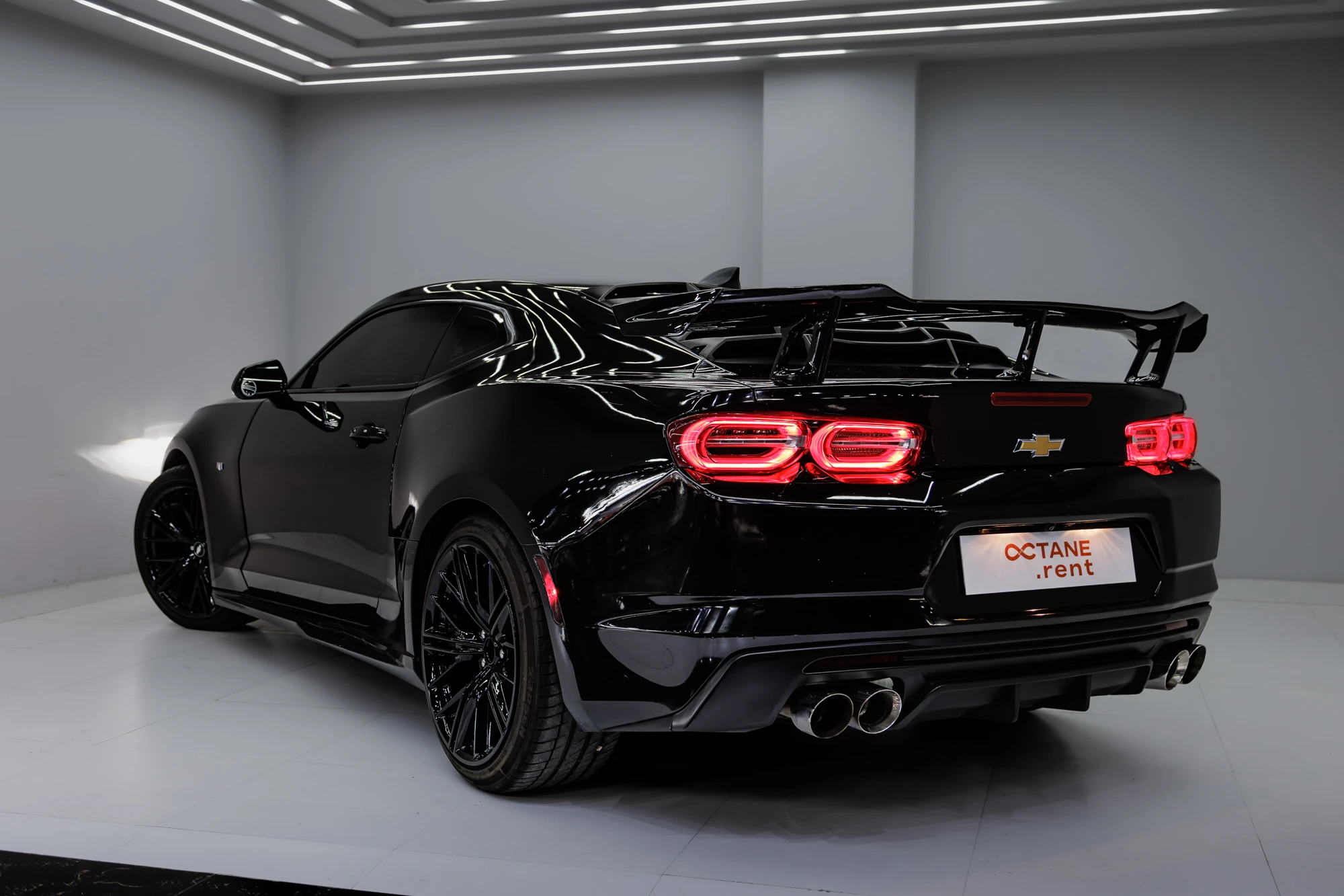 Chevrolet Camaro Black