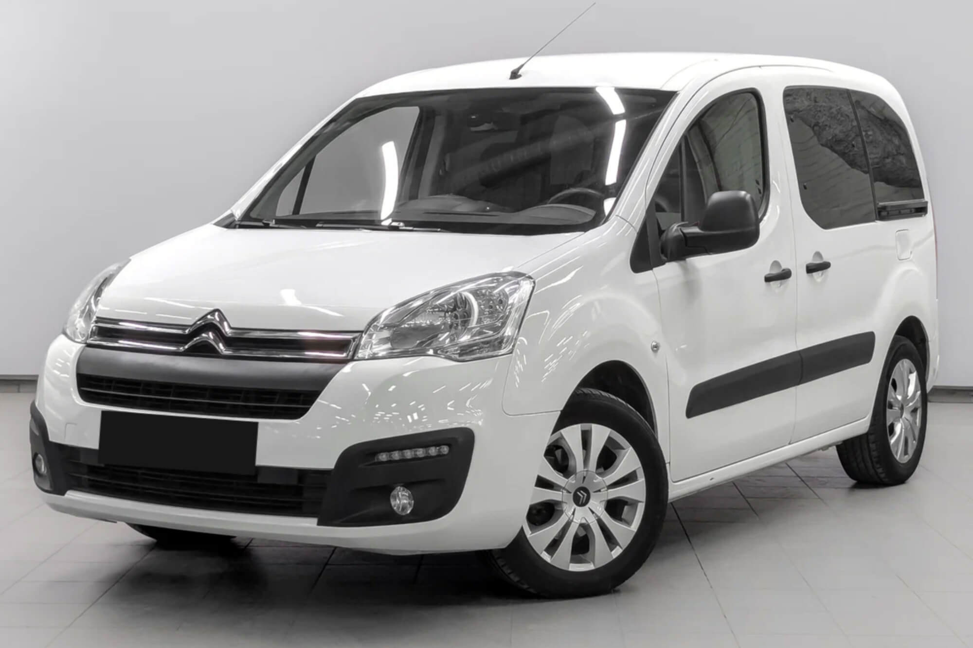 Citroen Berlingo II Restyling White
