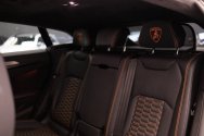Lamborghini Urus Black