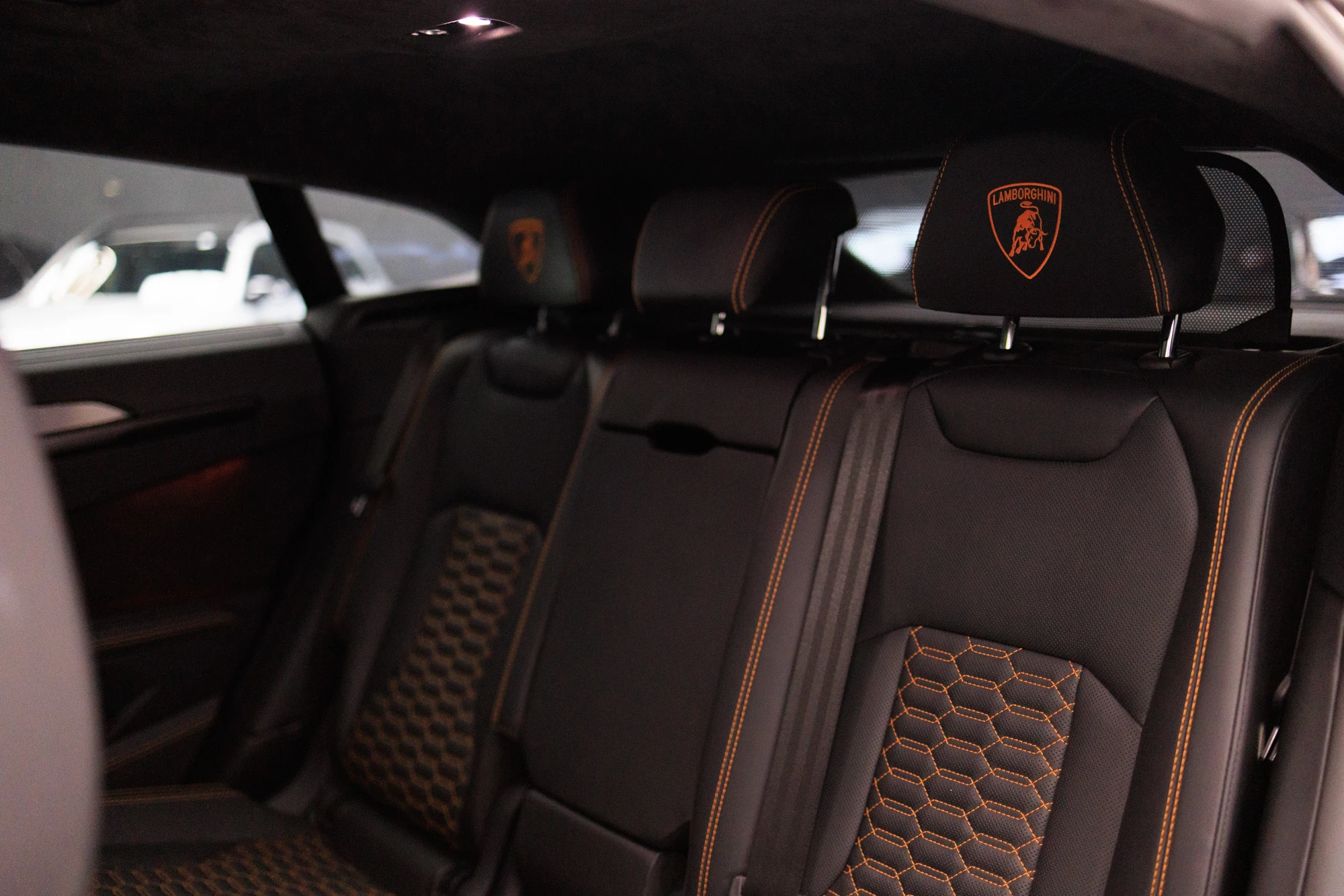 Lamborghini Urus Black