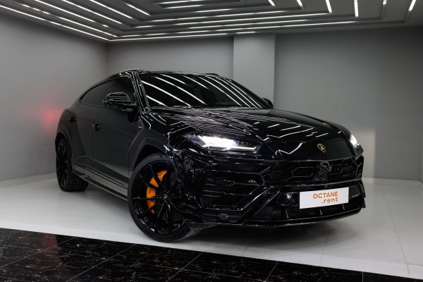 Lamborghini Urus Schwarz