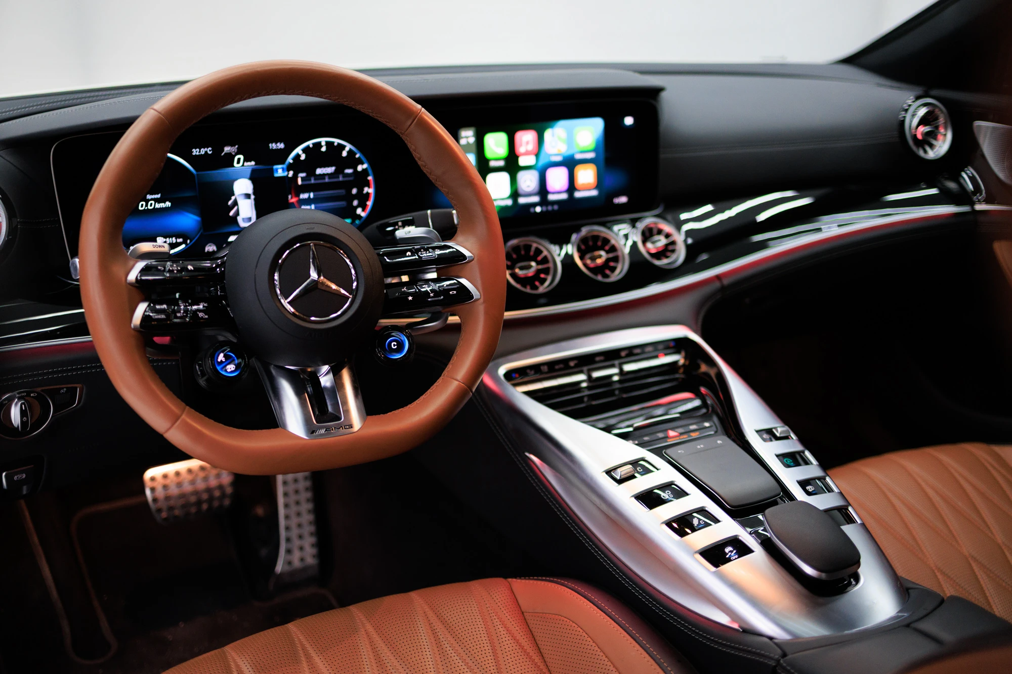 Mercedes GT43 AMG Белый