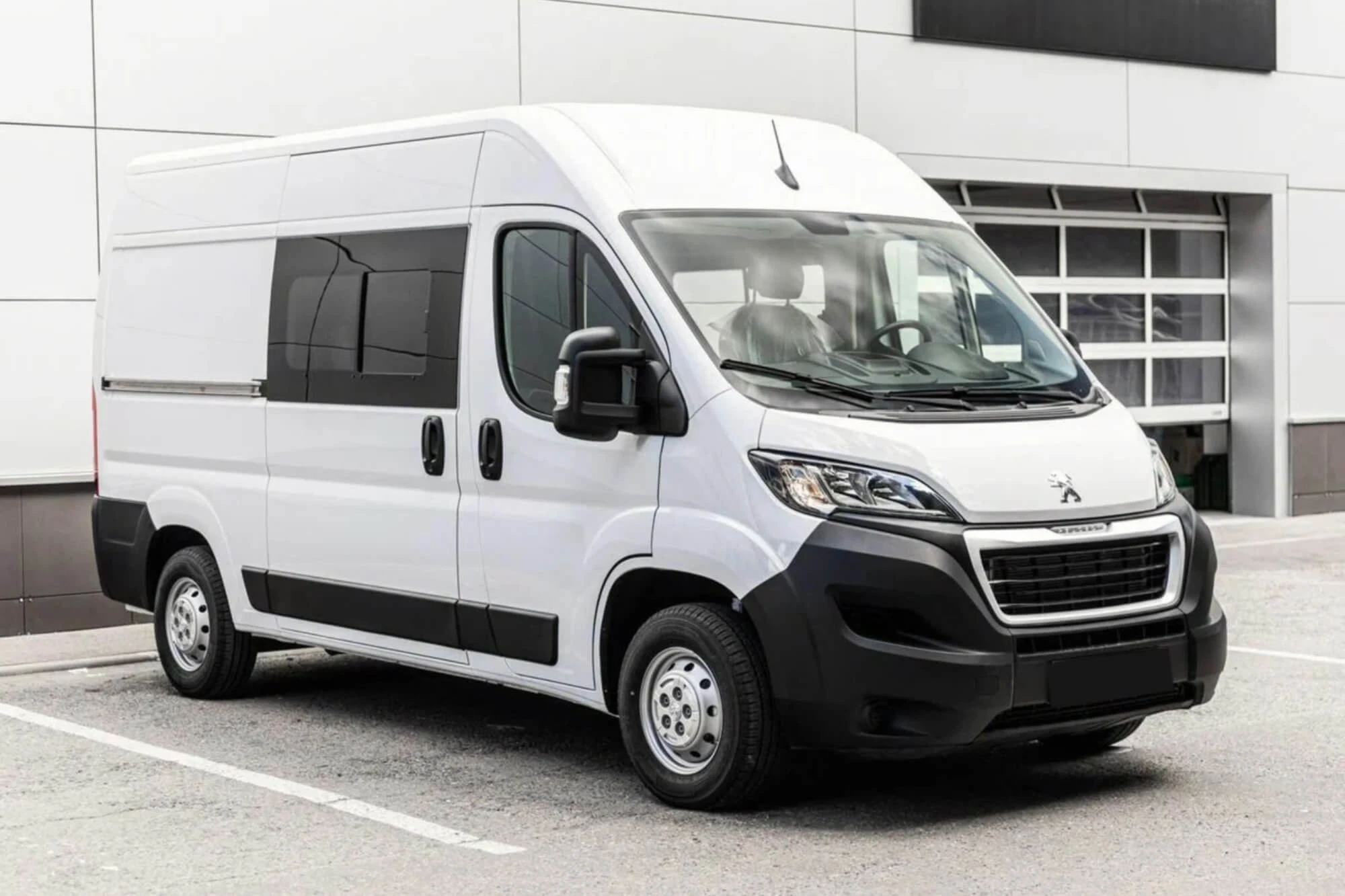 Peugeot Boxer White