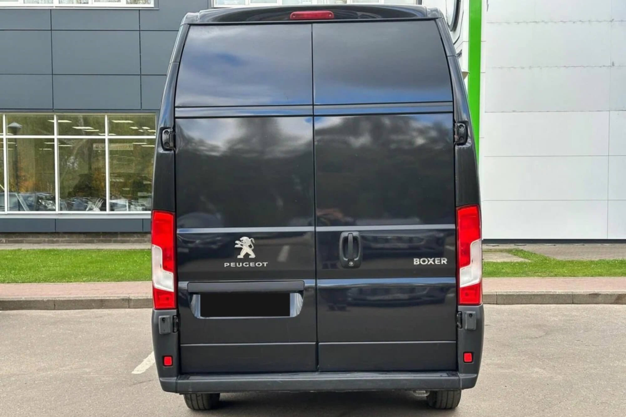 Peugeot Boxer Black