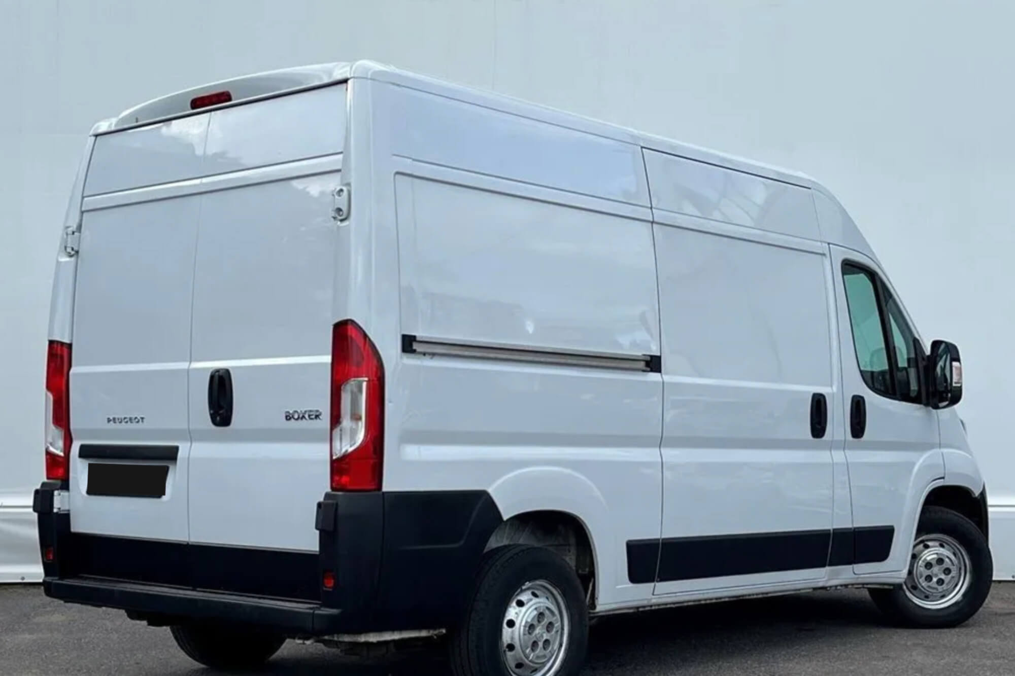 Peugeot Boxer White