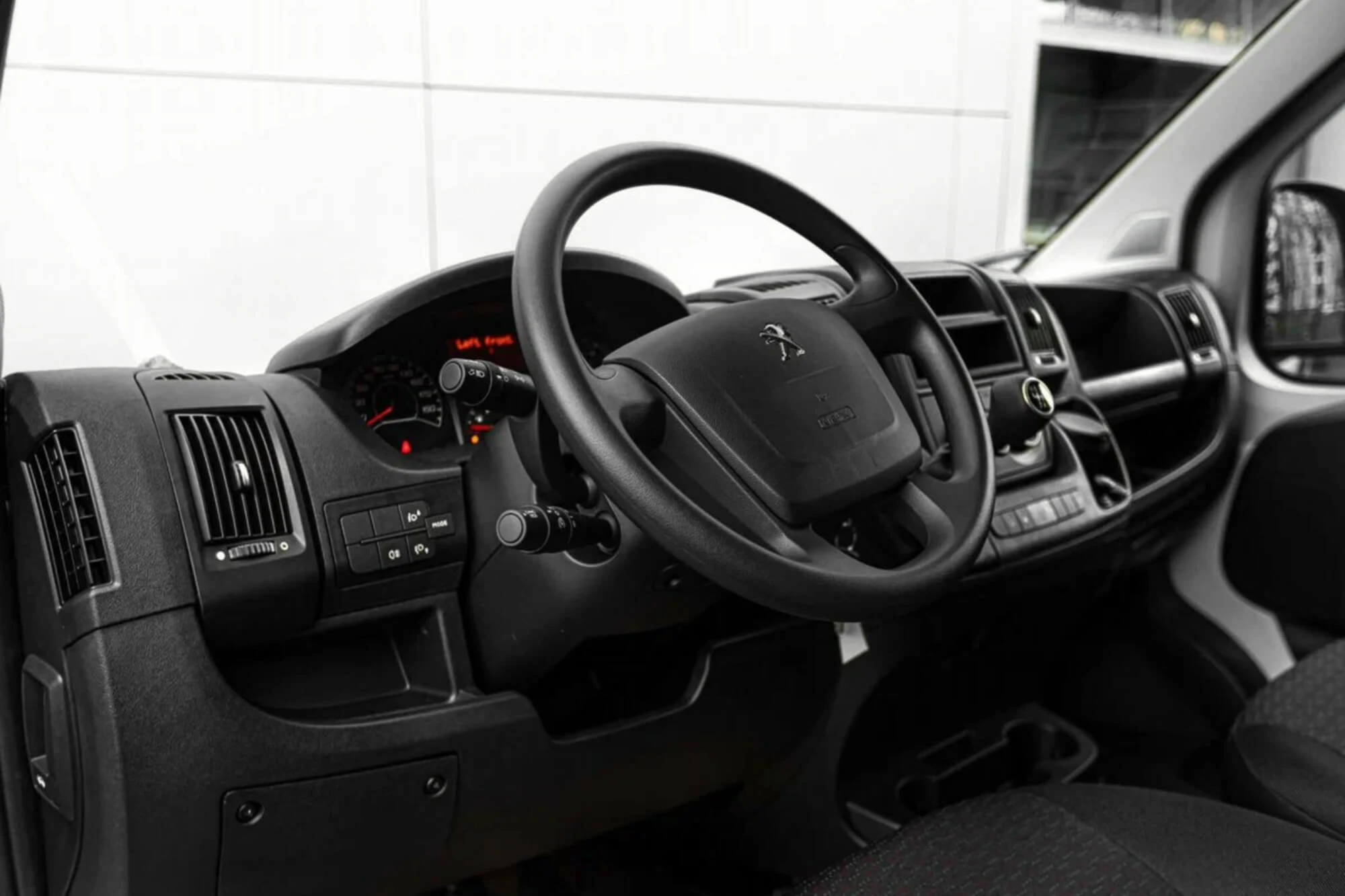 Peugeot Boxer White Peugeot Boxer White