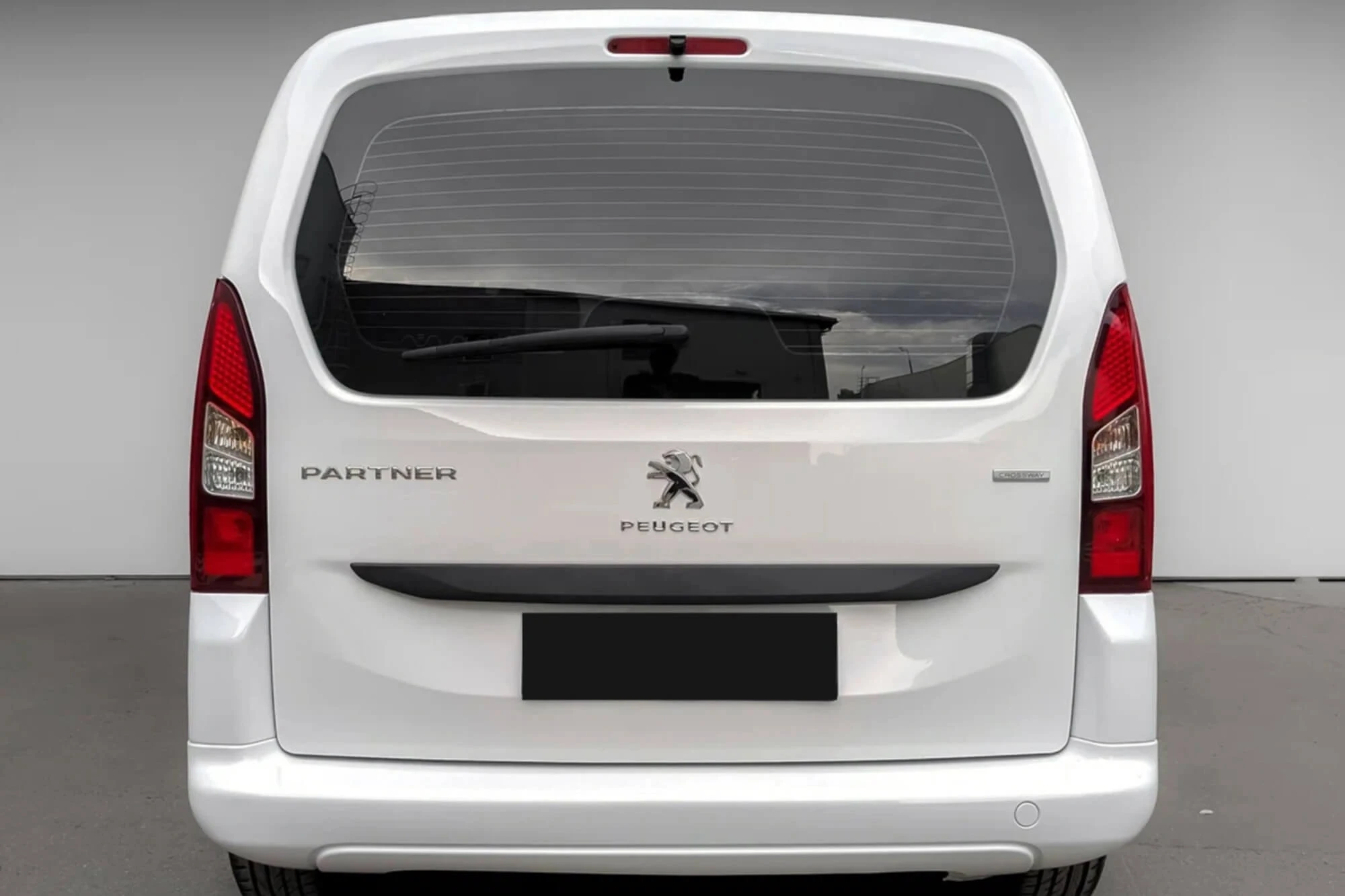 Peugeot Partner II Restyling White
