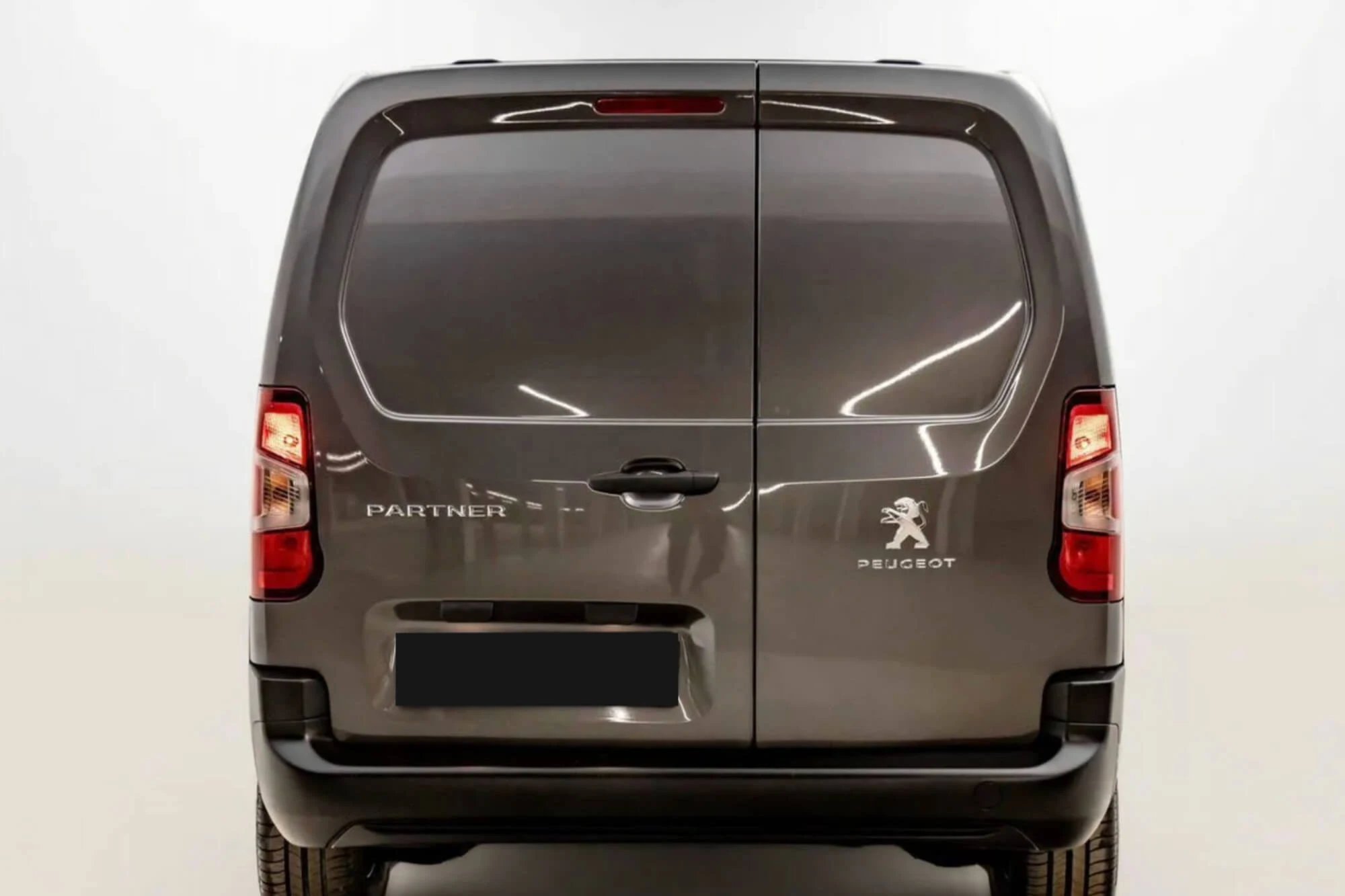 Peugeot שותף אפור Peugeot שותף אפור