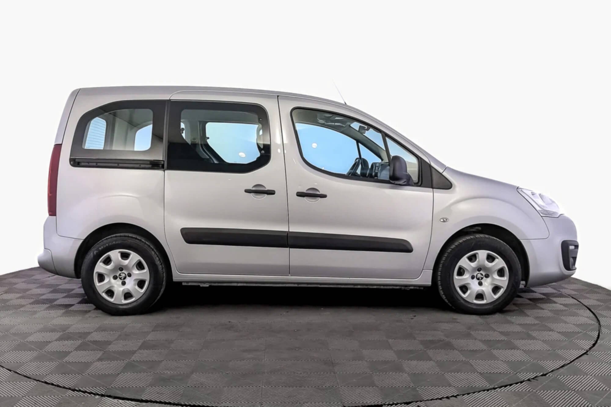 Peugeot Partner Crossway II Restyling Grey