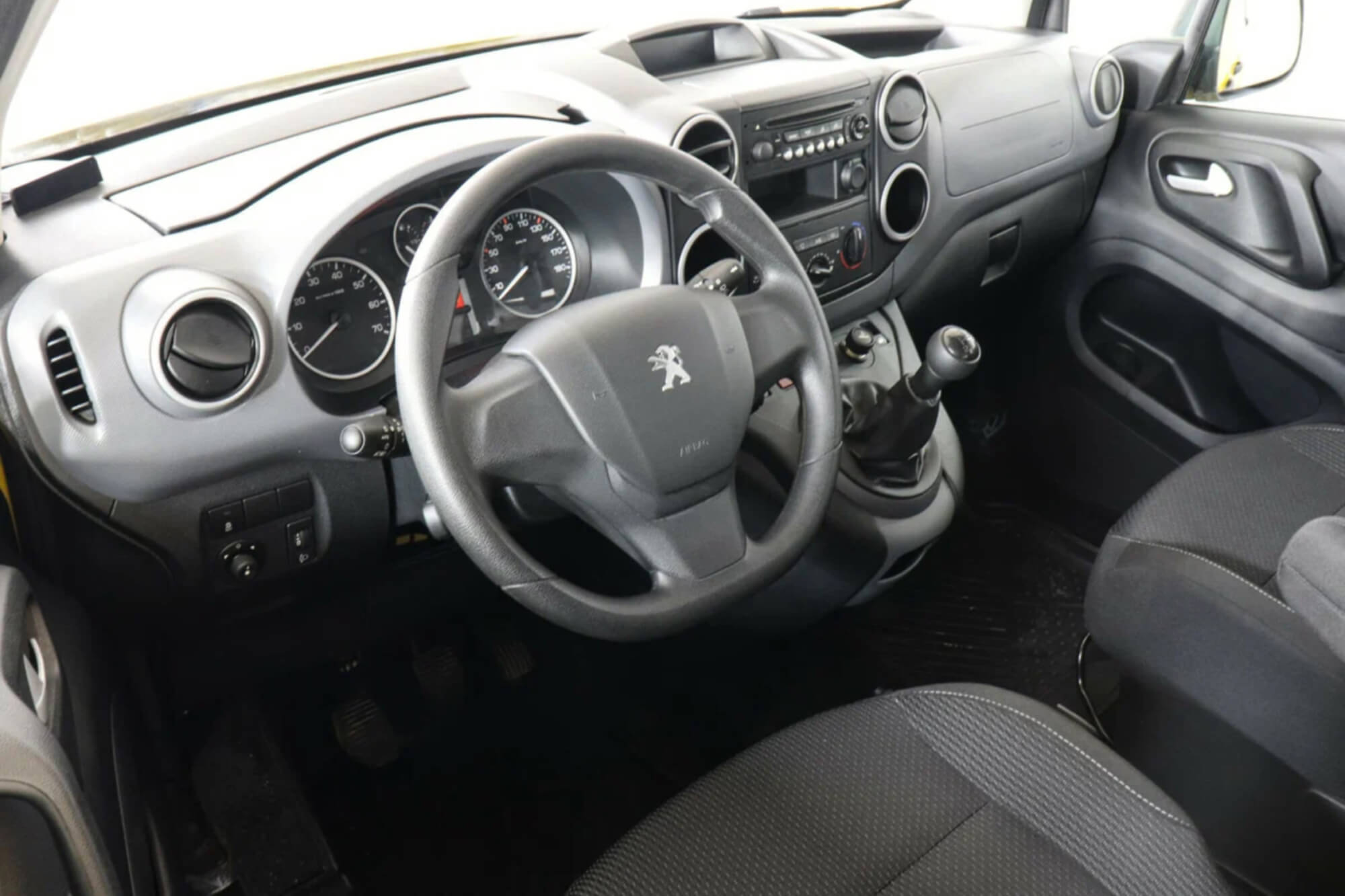 Peugeot Partner Tour II Restyling Yellow