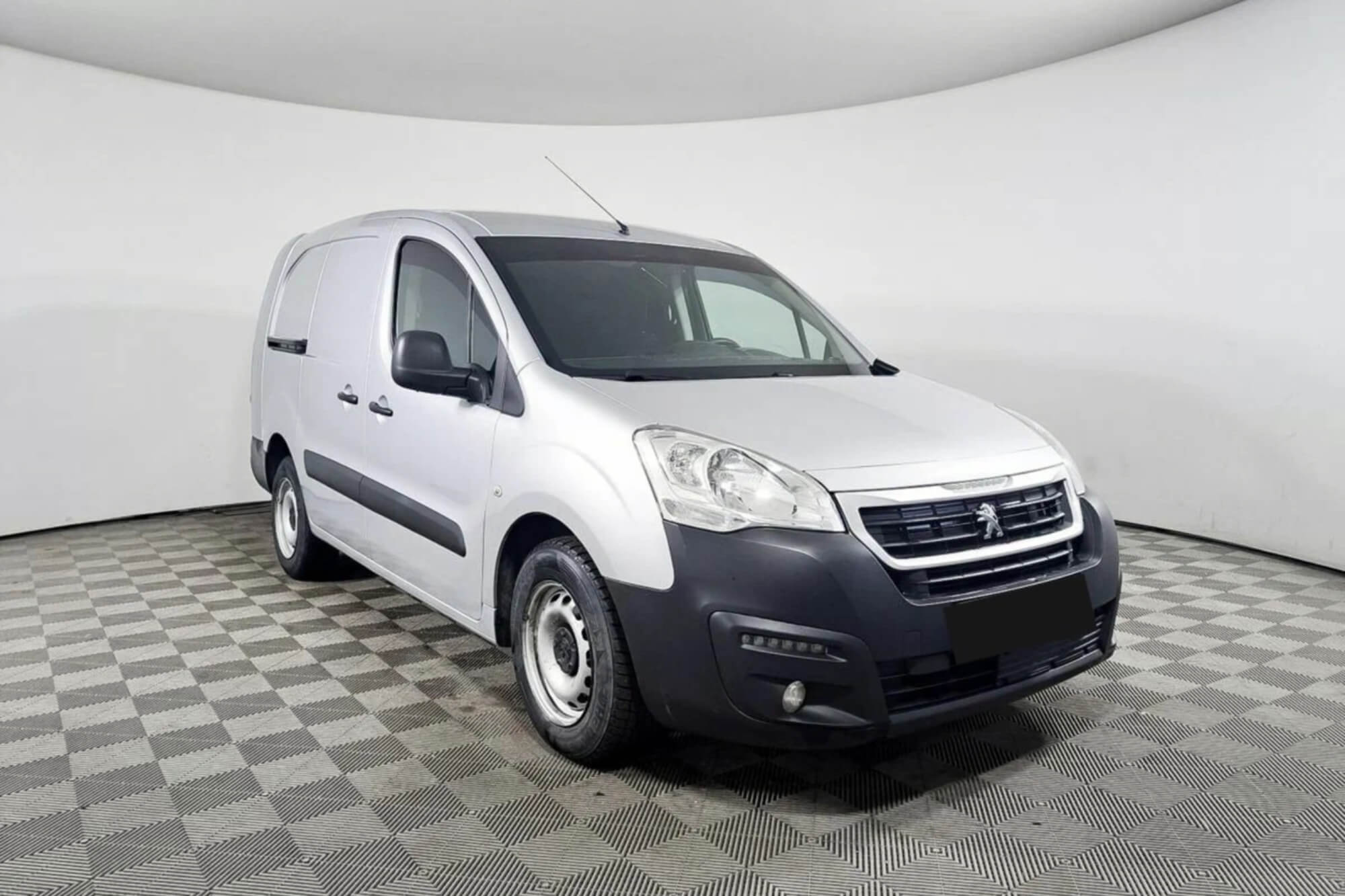 Peugeot Partner Profi St II Restyling Grey