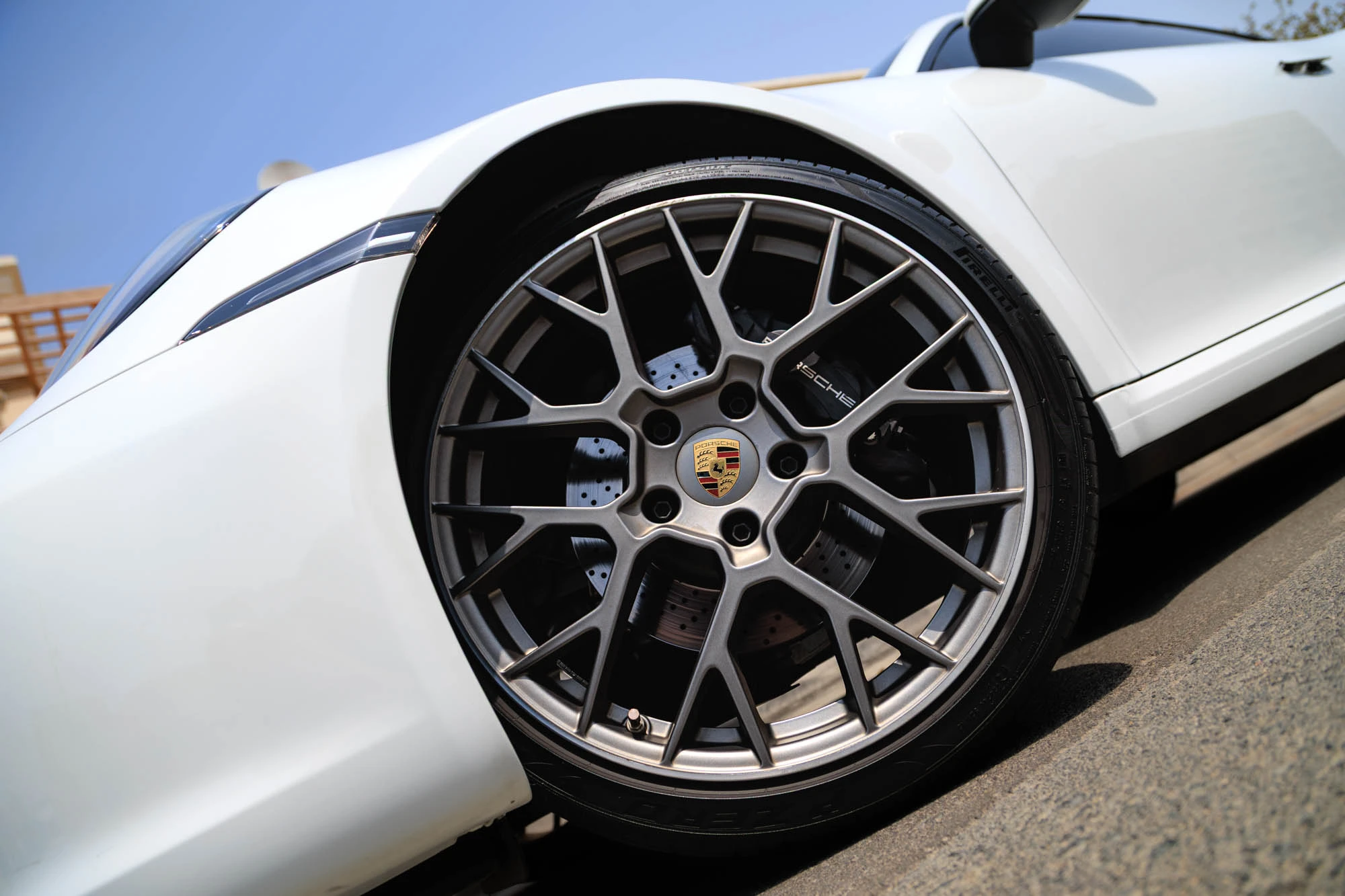 Porsche 911 White