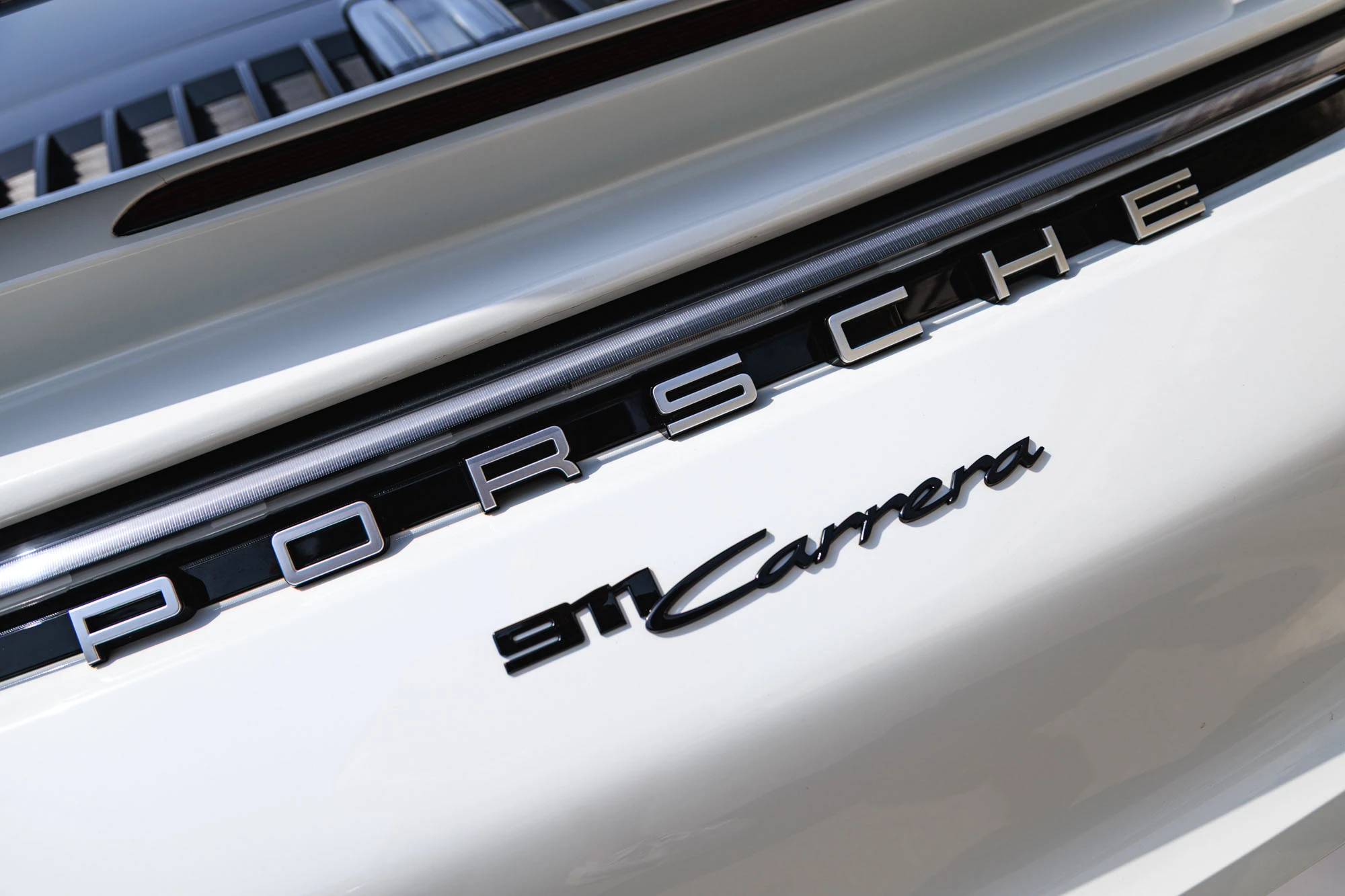 Porsche 911 White