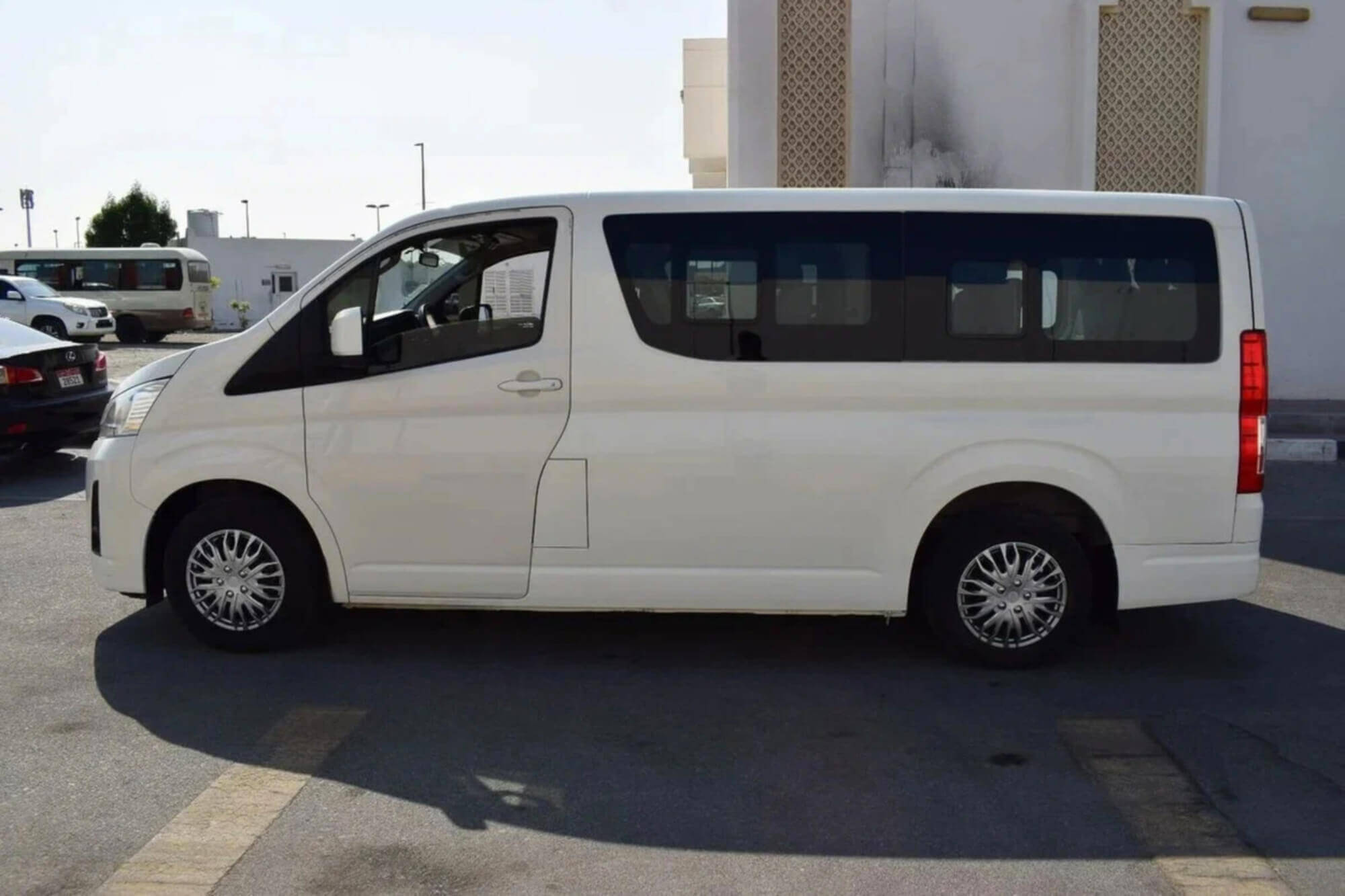 Toyota Hiace White