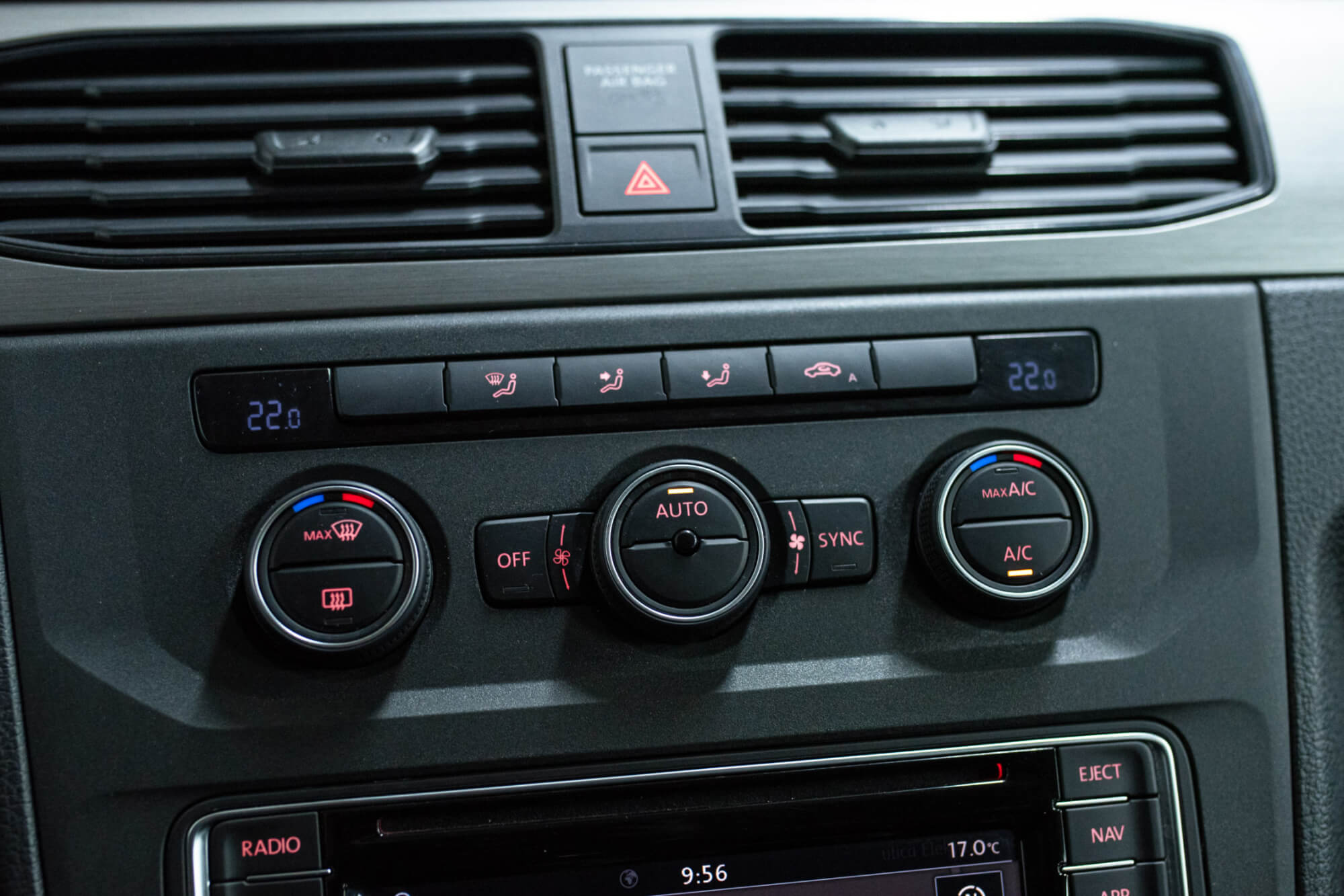 Volkswagen Caddy White