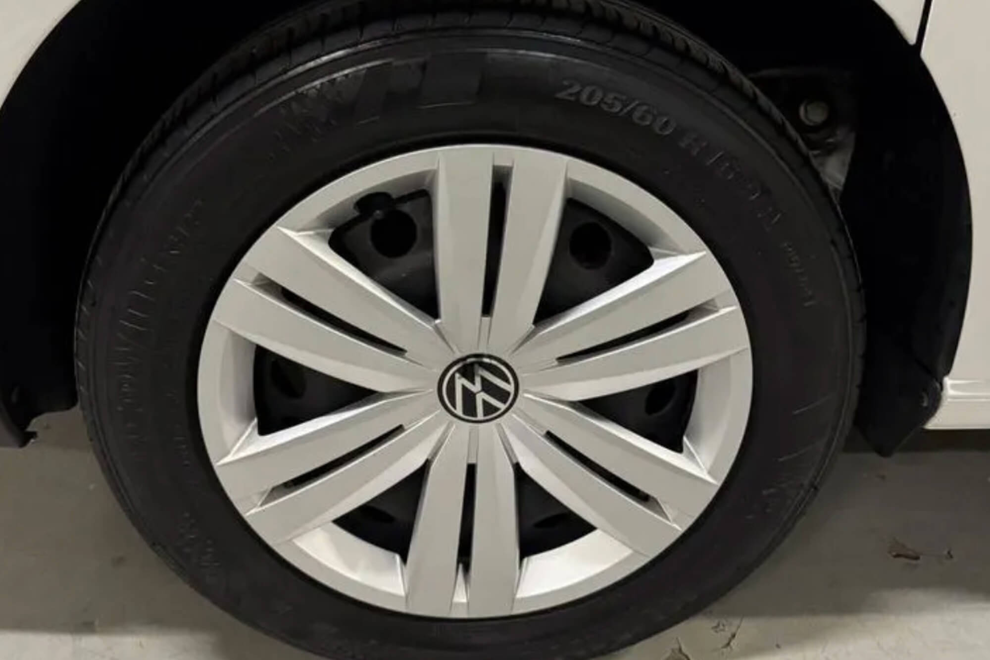 Volkswagen Caddy White