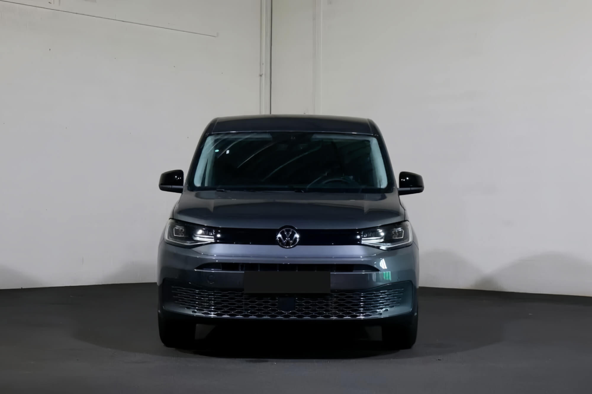 Volkswagen Caddy Black