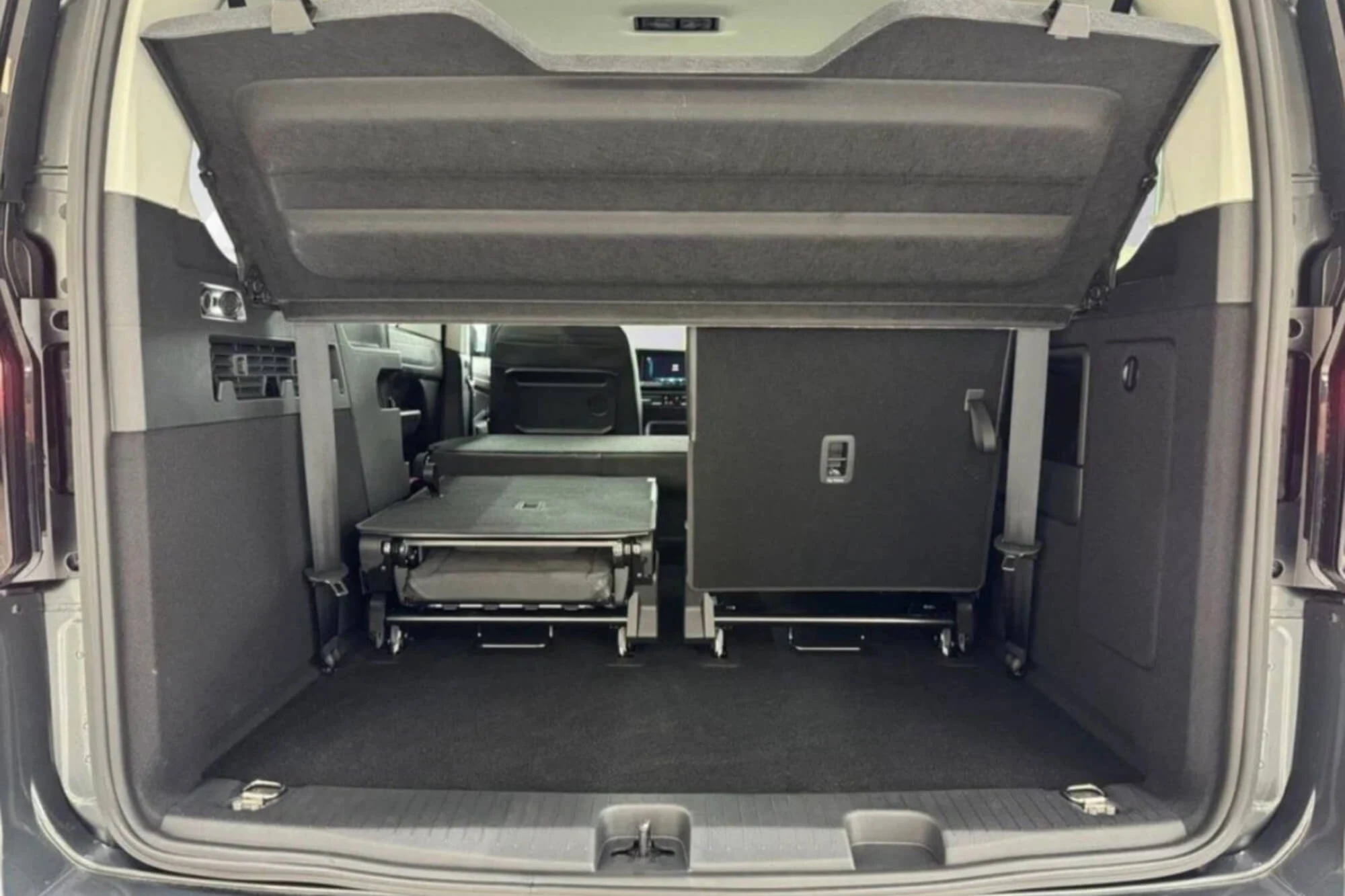 Volkswagen Caddy Maxi V Grå