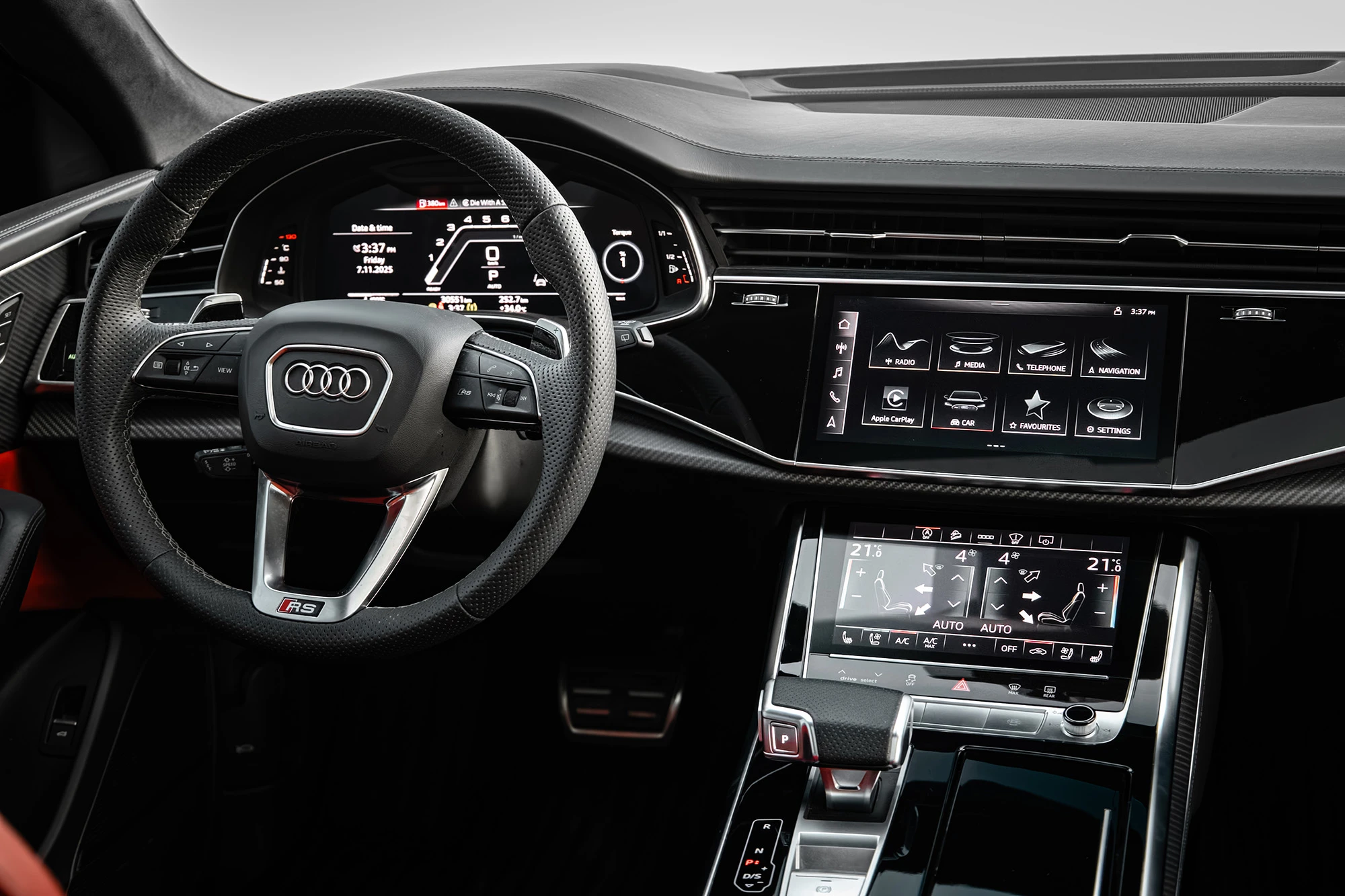 Audi RSQ8 Gris