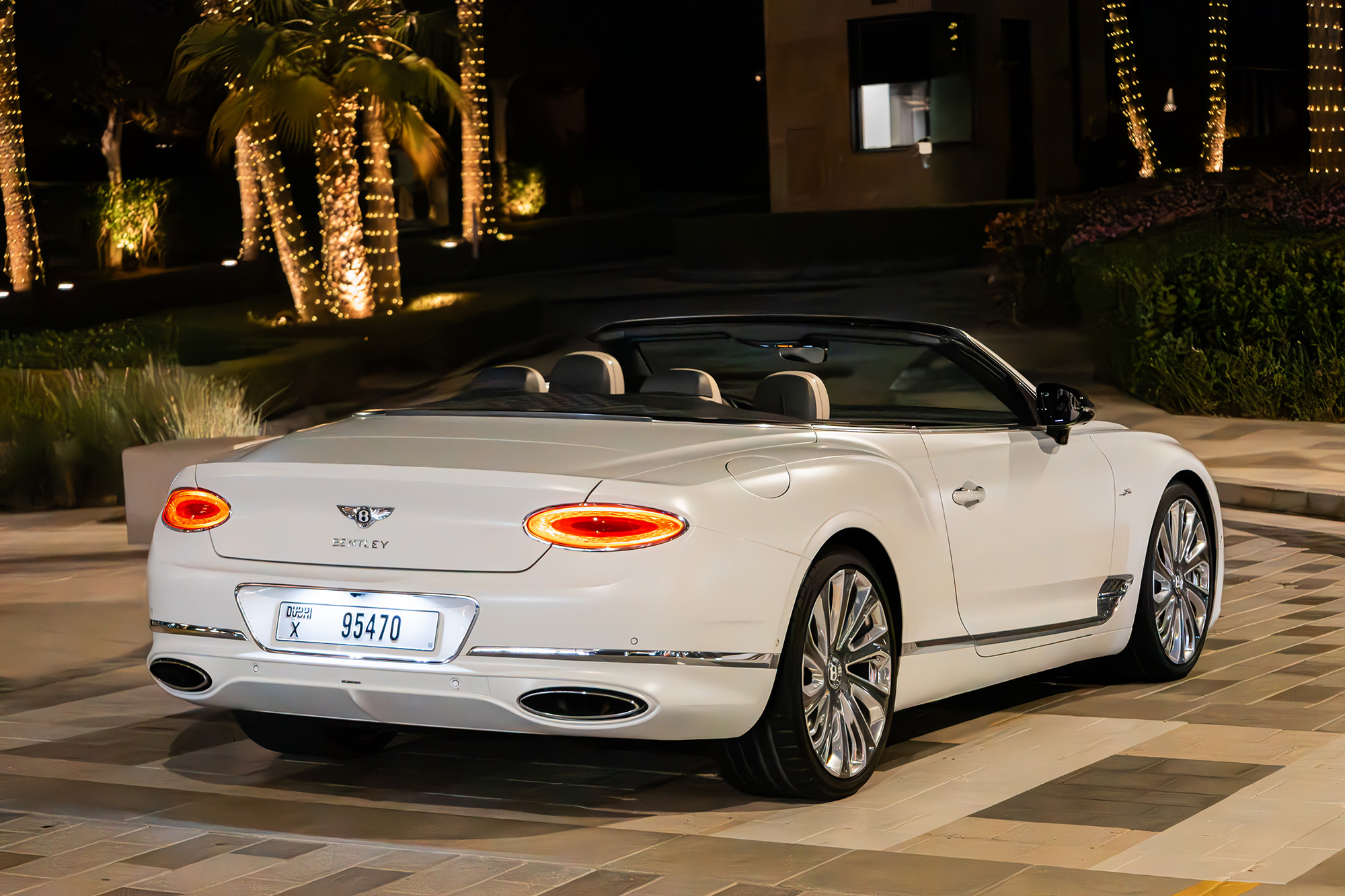 Bentley Continental GT Mulliner Convertible Matte White