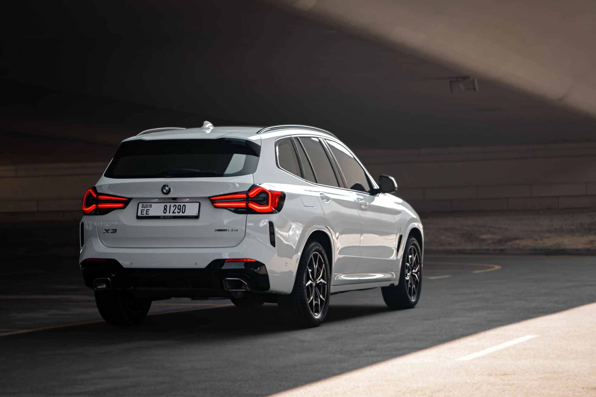 BMW X3 20i M - Sport Weiß BMW X3 20i M - Sport Weiß