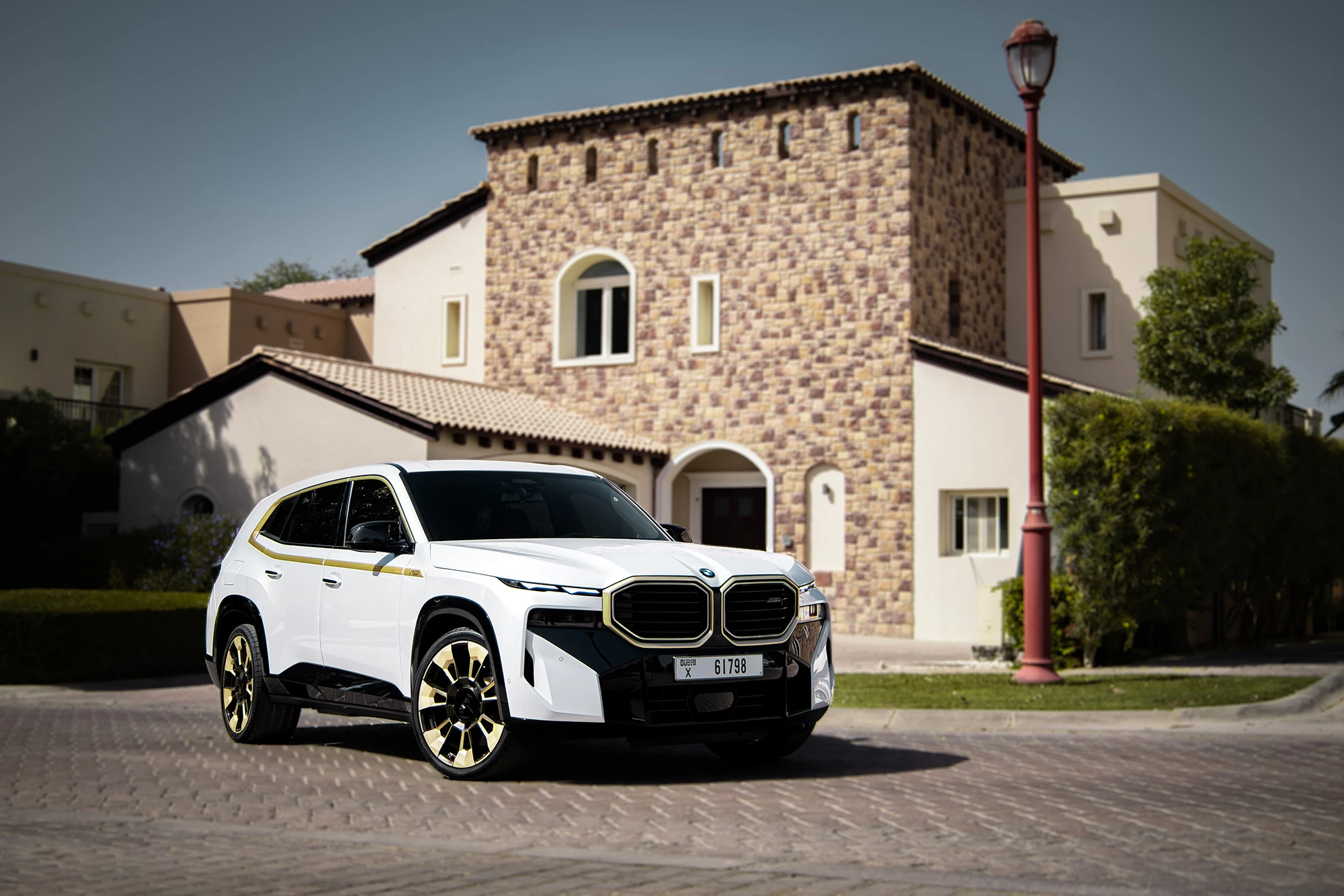 BMW XM Branco