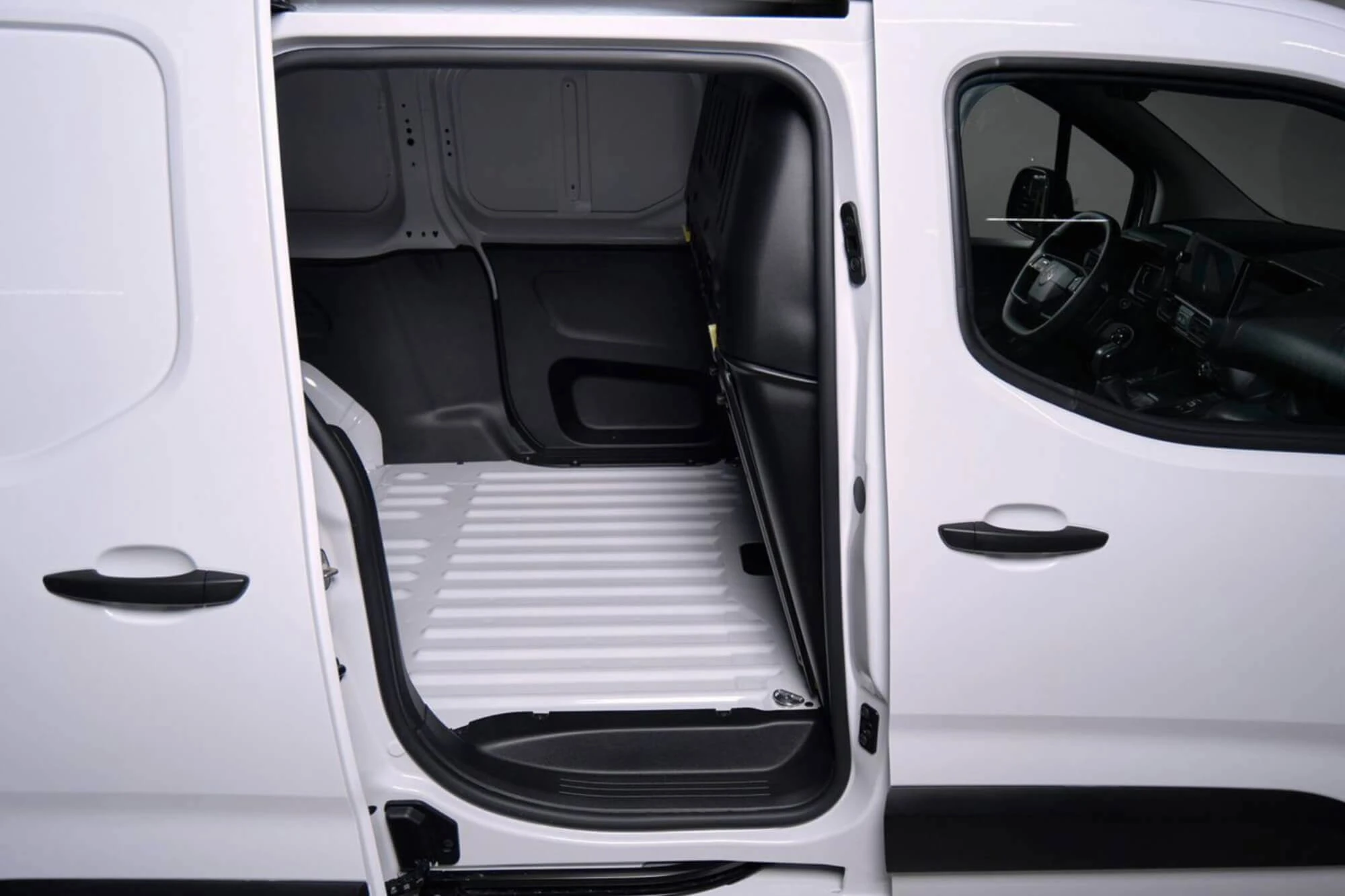 Citroen ברלינגו לבן Citroen ברלינגו לבן