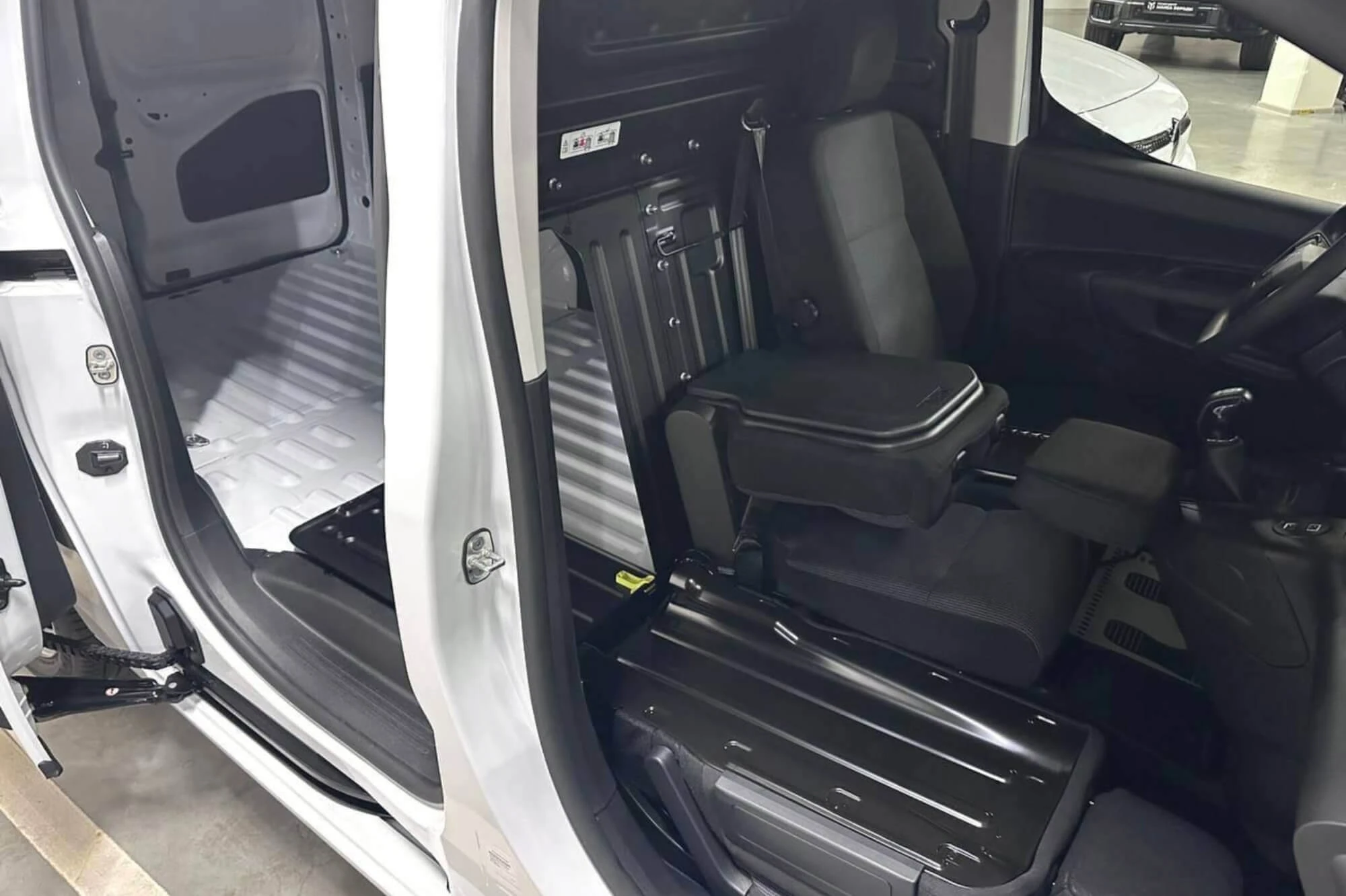 Citroen ברלינגו לבן Citroen ברלינגו לבן
