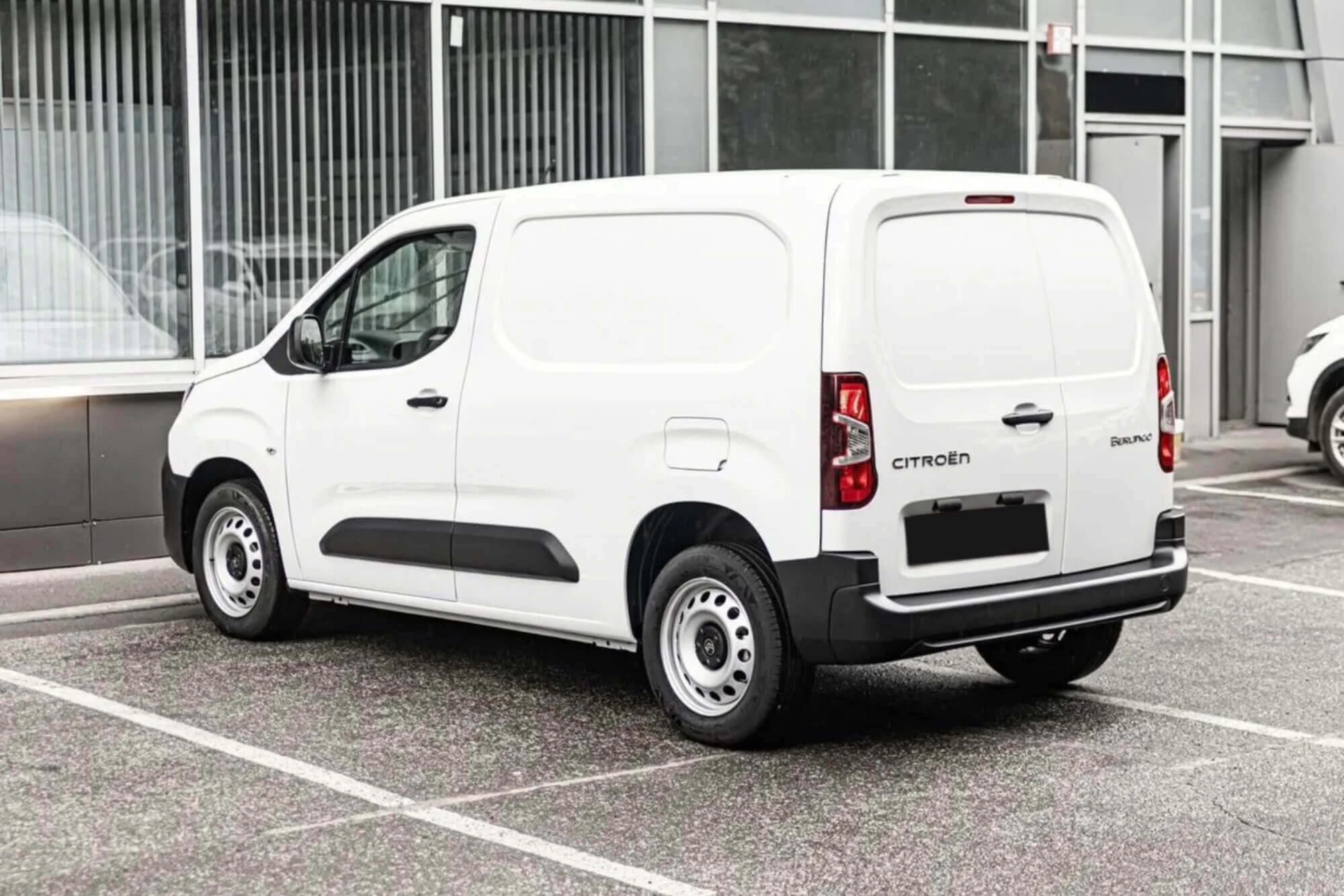 Citroen ברלינגו לבן Citroen ברלינגו לבן