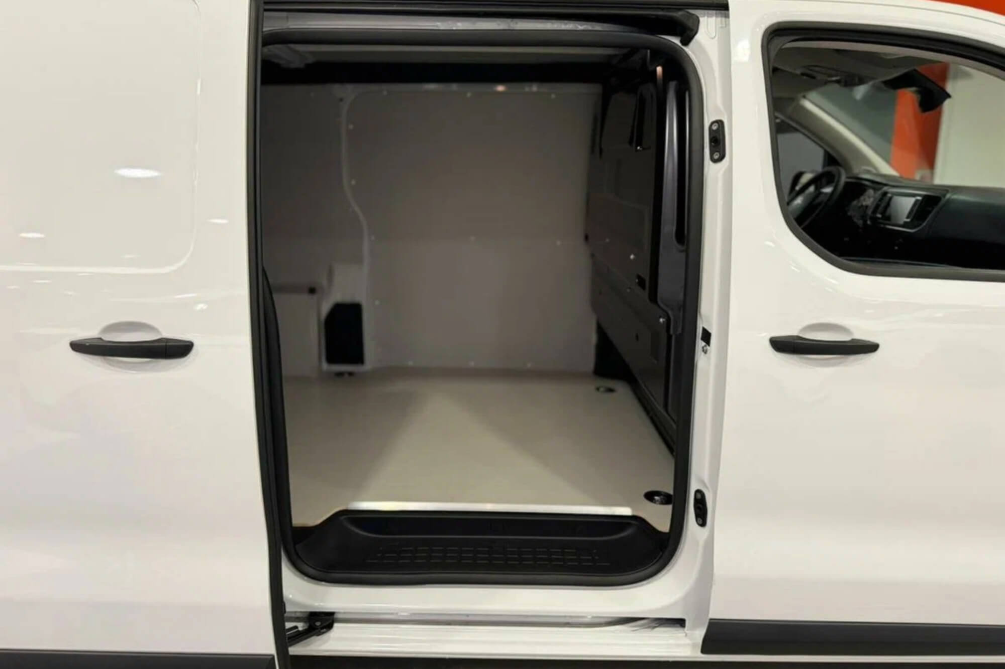 Citroen Jumpy XL III Restyling White