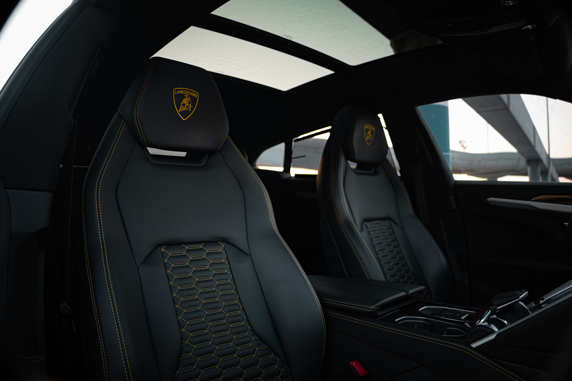 Lamborghini Urus Black