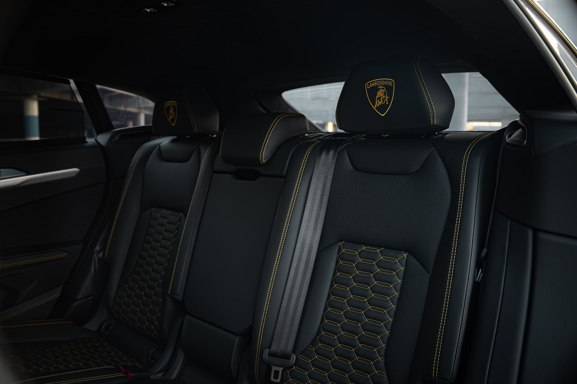 Lamborghini Urus Black