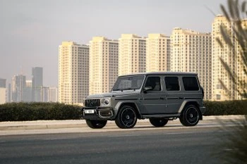 Mercedes G63 AMG серый