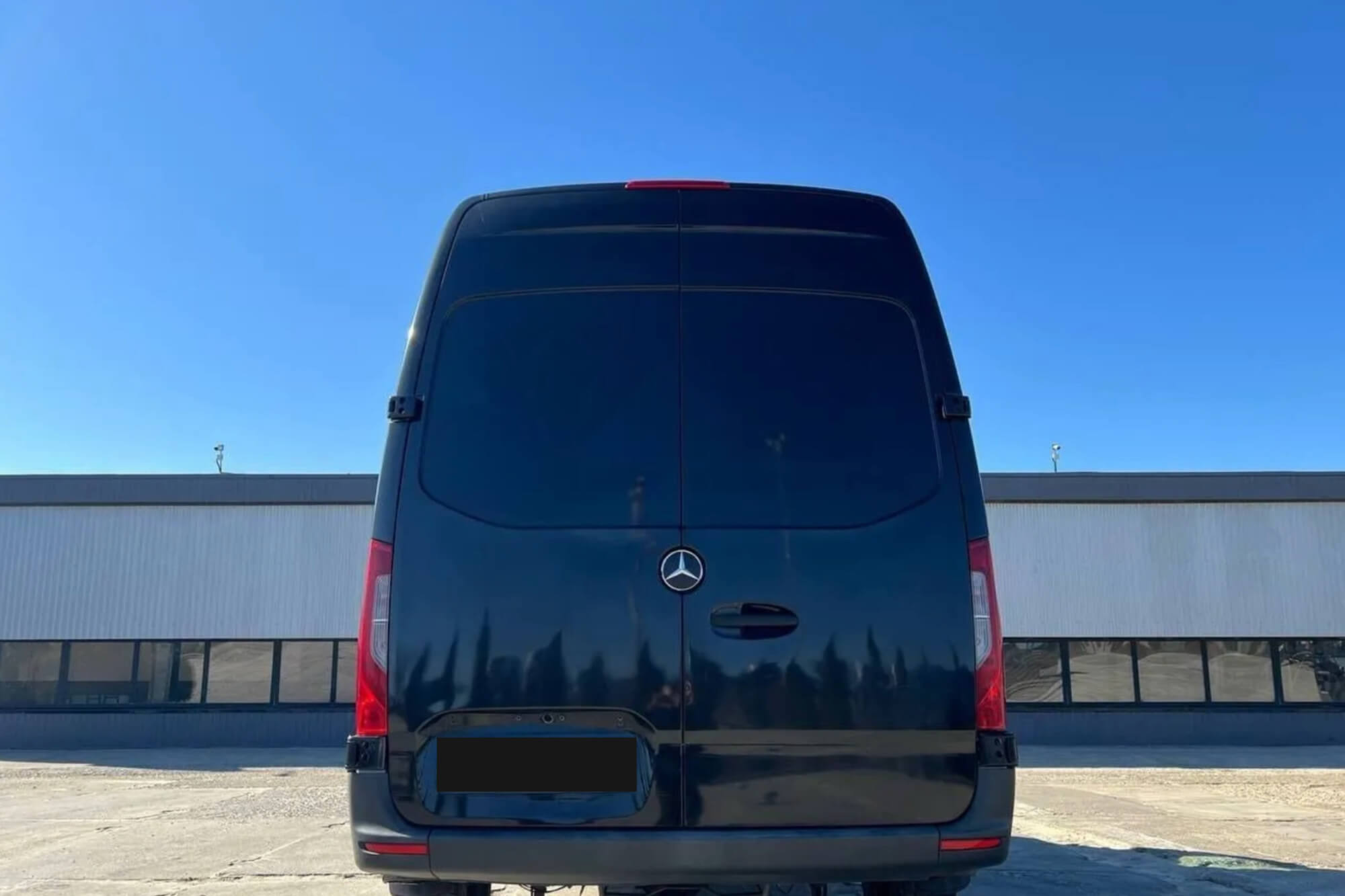 Mercedes-Benz Sprinter Black