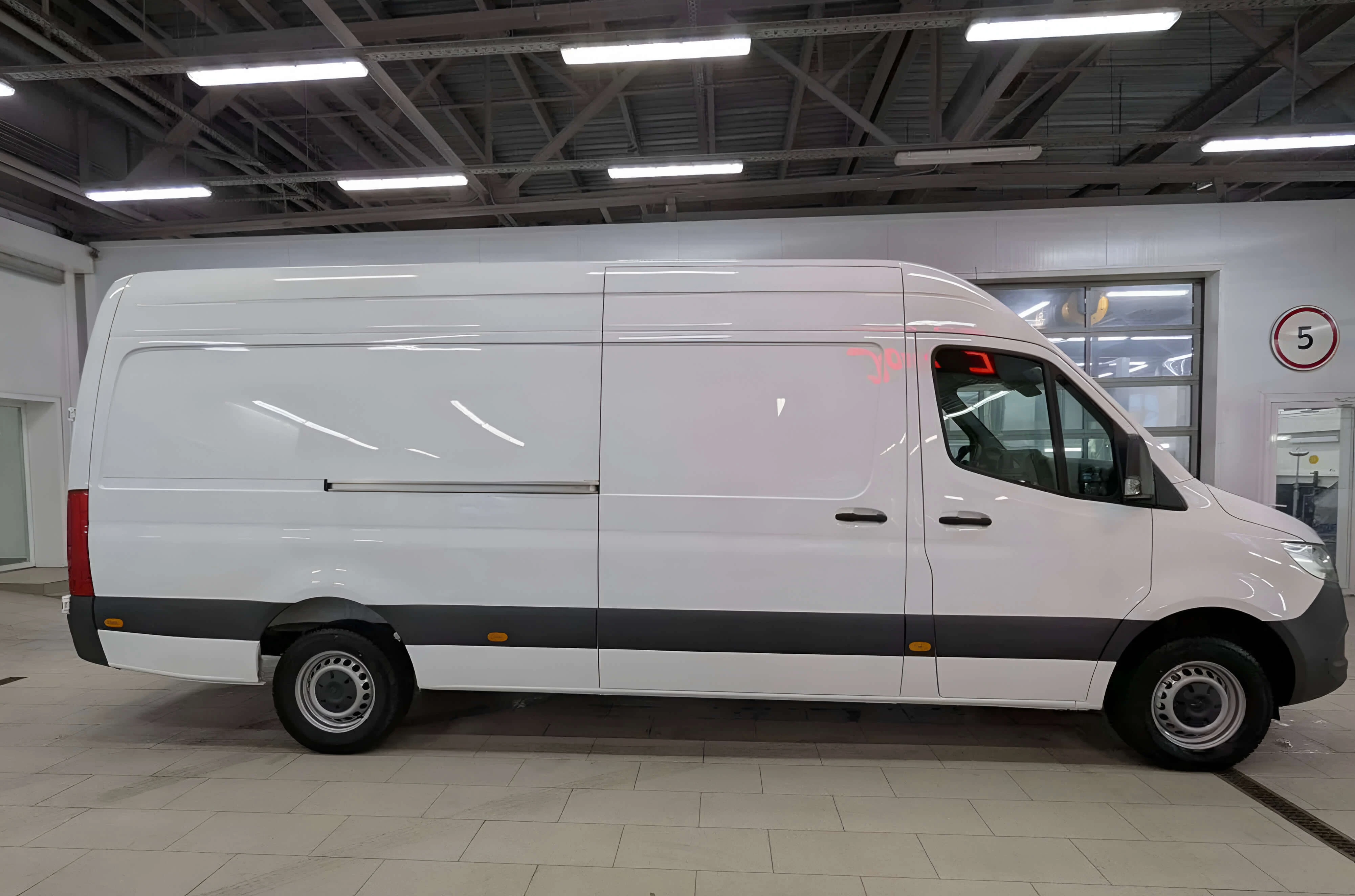 Mercedes-Benz Sprinter Wit