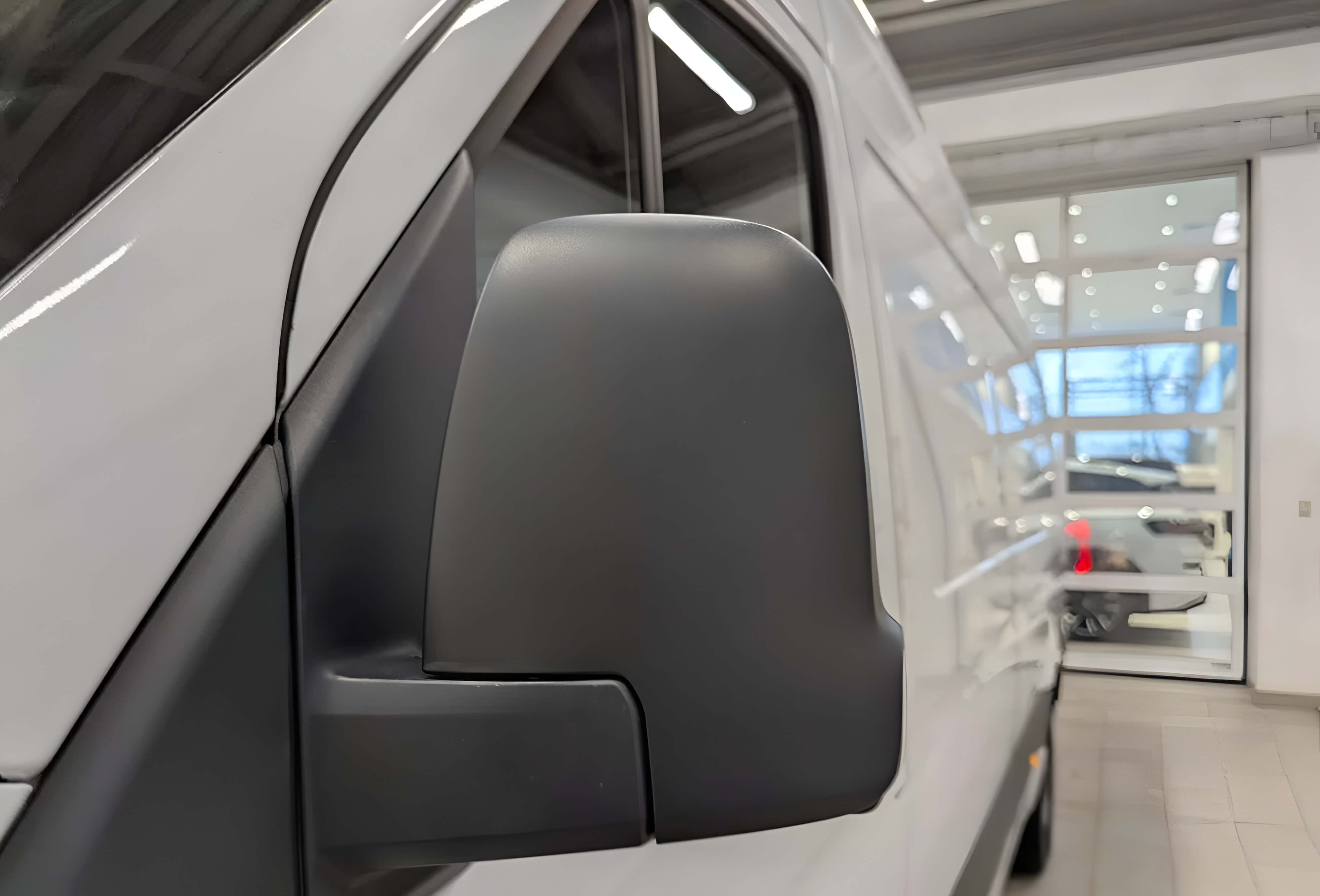 Mercedes-Benz Sprinter White