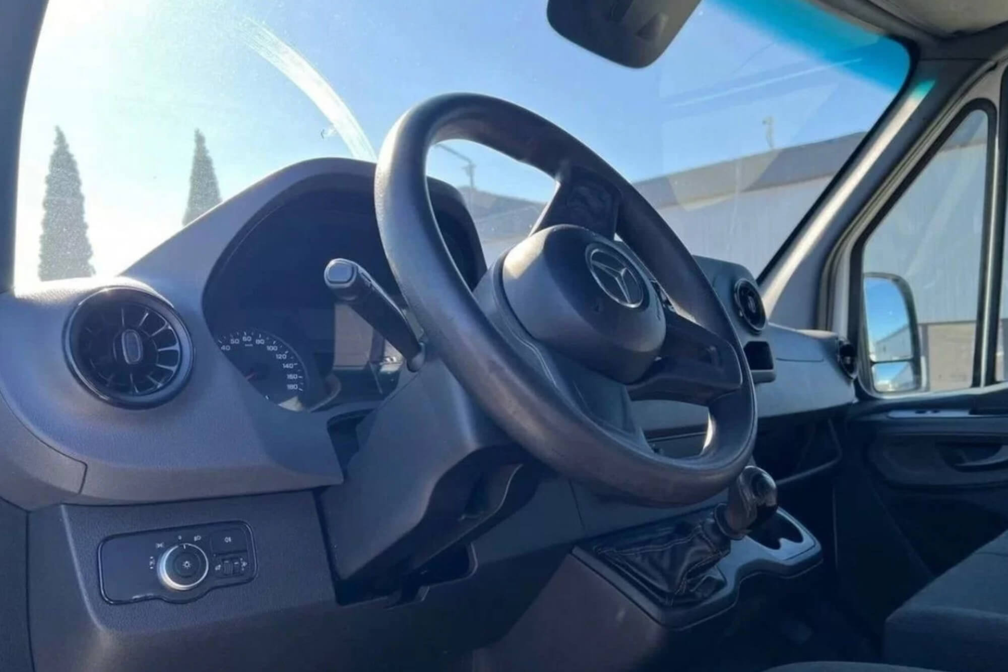 Mercedes-Benz Sprinter Black