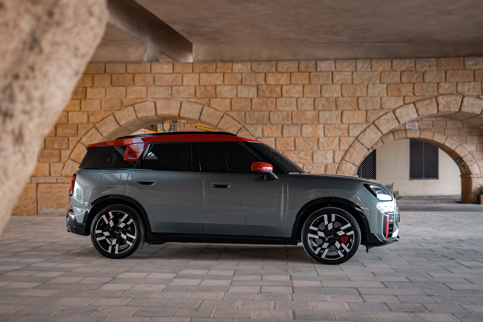 Mini Cooper Countryman JCW Grey