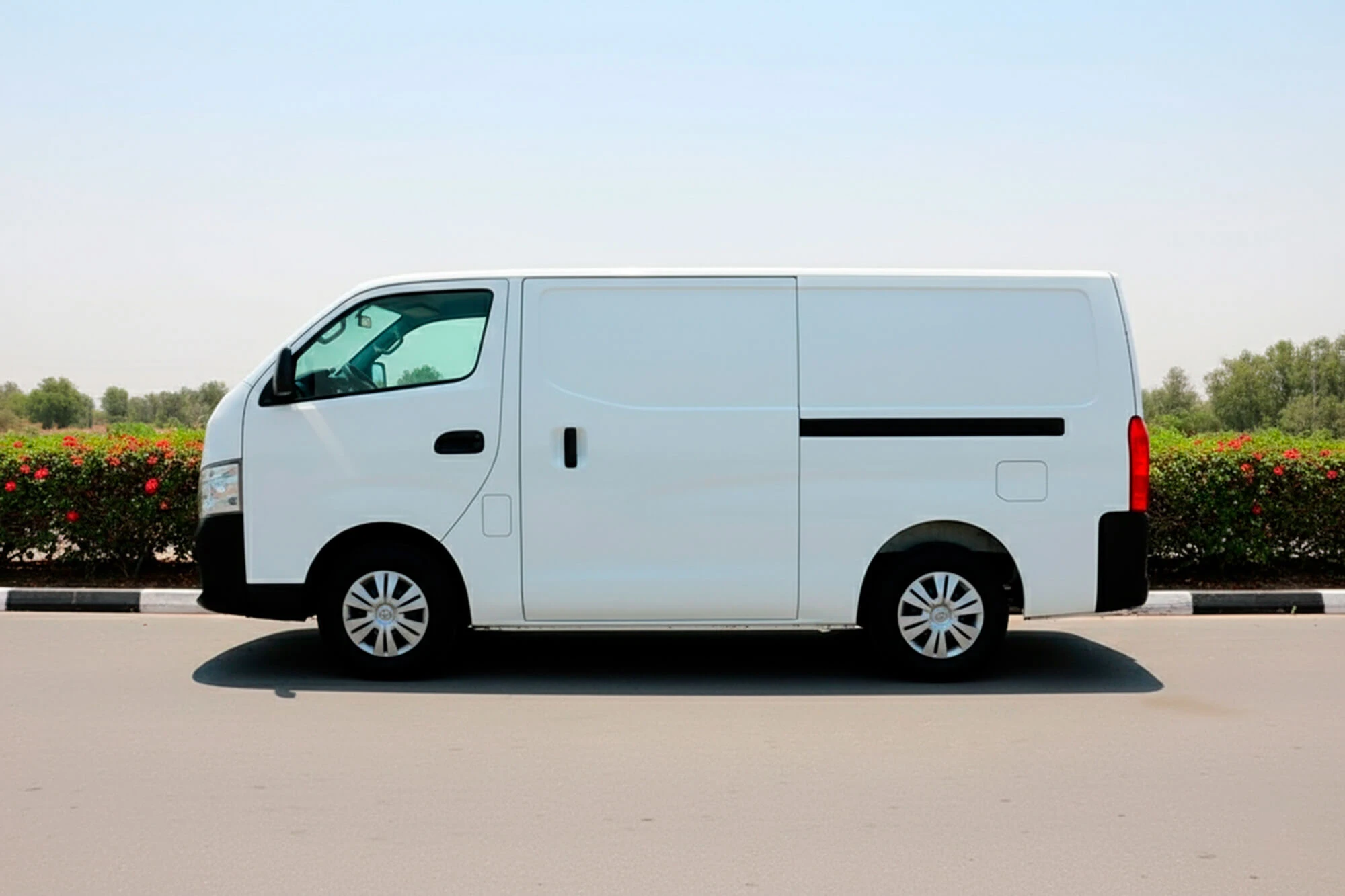Nissan NV350 Urvan Wit
