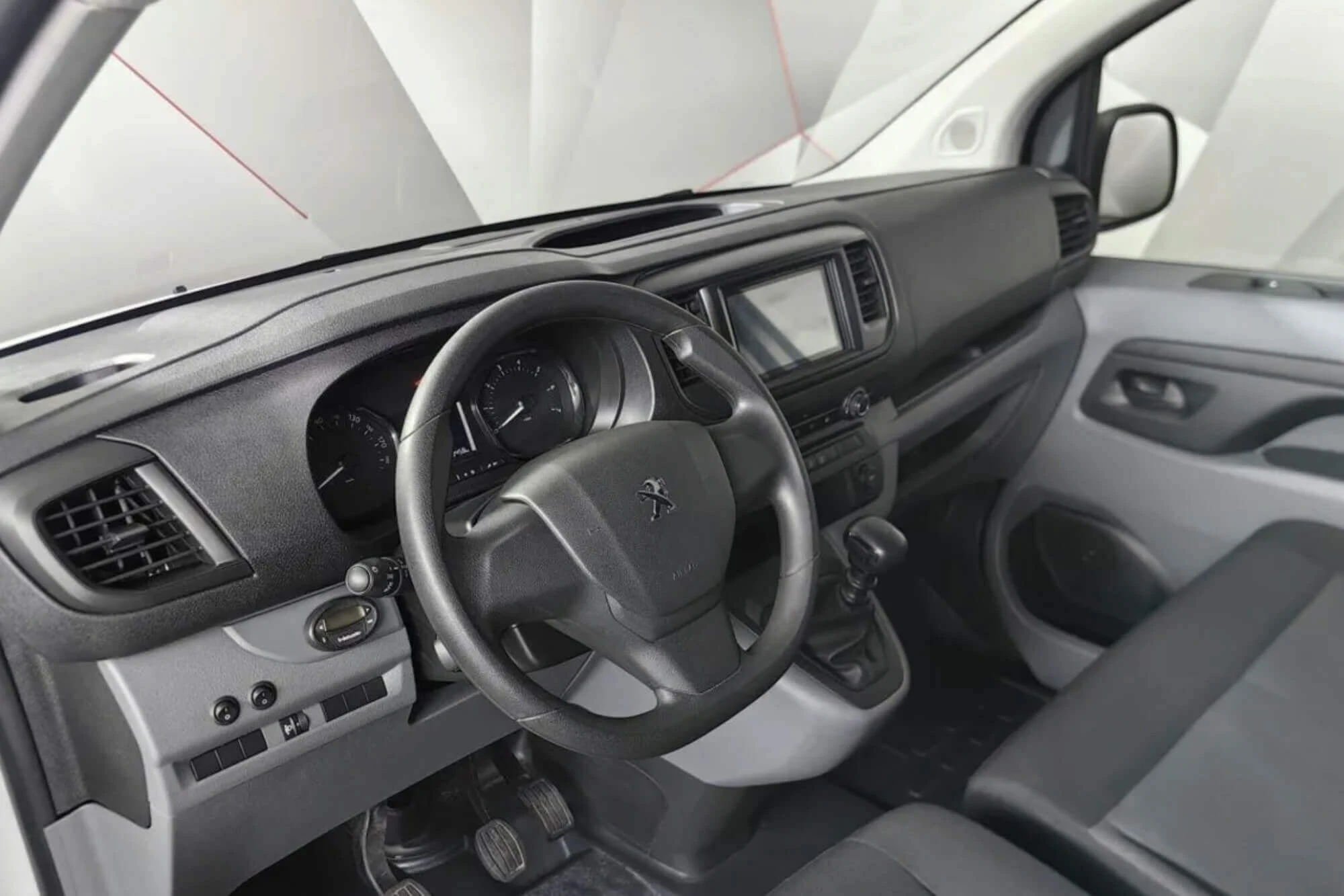 Peugeot לבן מומחה Peugeot לבן מומחה