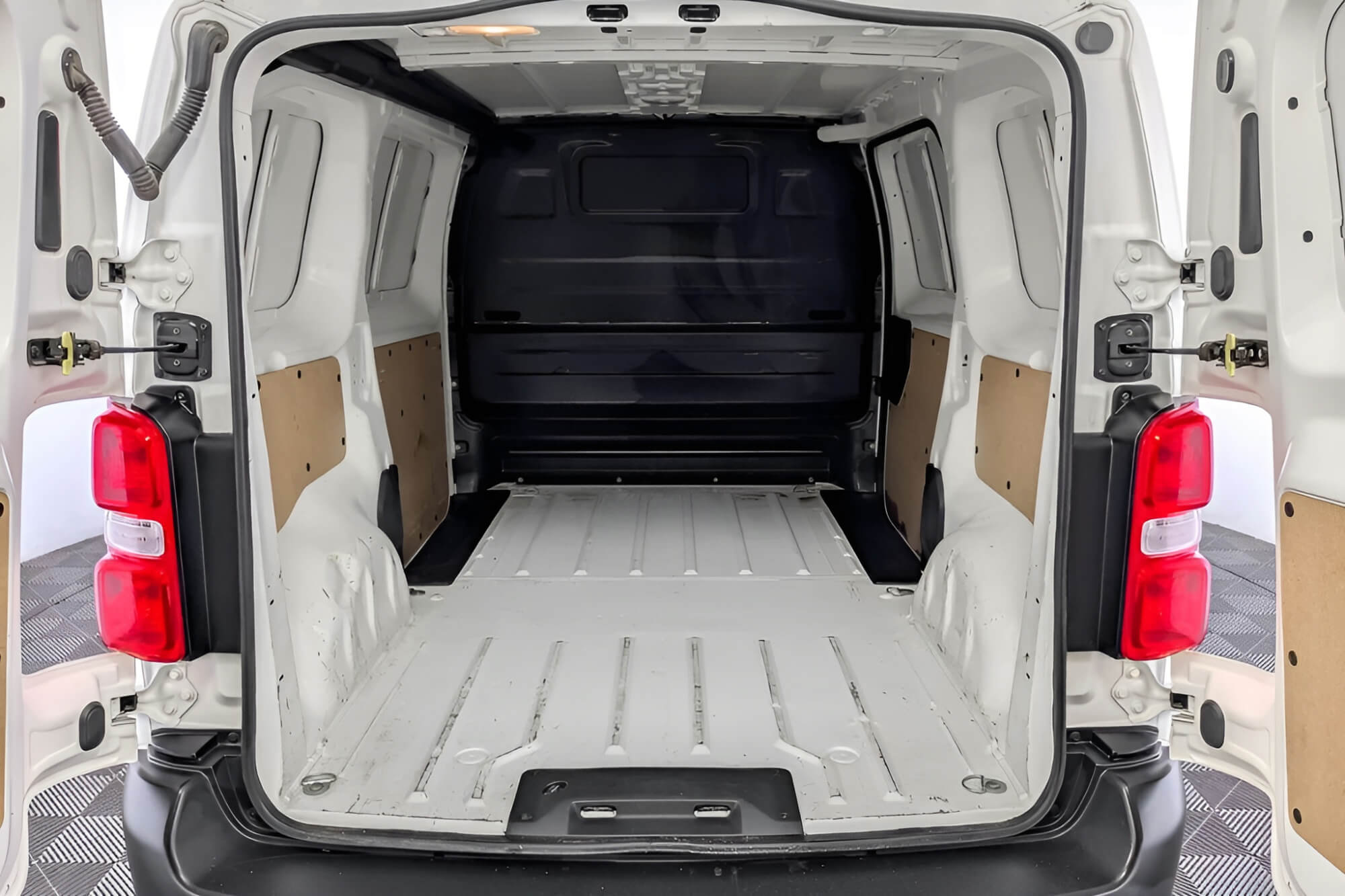 Peugeot Expert White