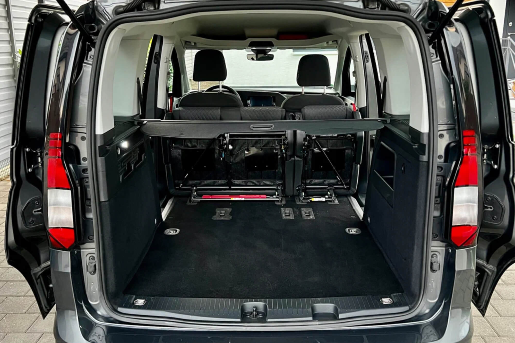 Volkswagen Caddy V Grey