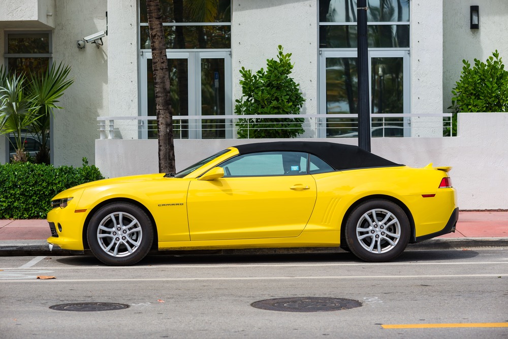 Palm Jumeirah gezisi için en iyi üstü açık arabalar hangileridir?