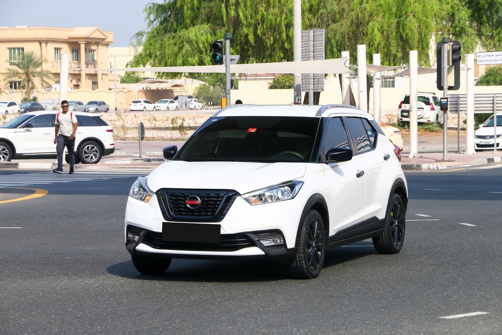 Dubai'de şehir içi sürüş için en iyi ekonomik otomobiller hangileridir?