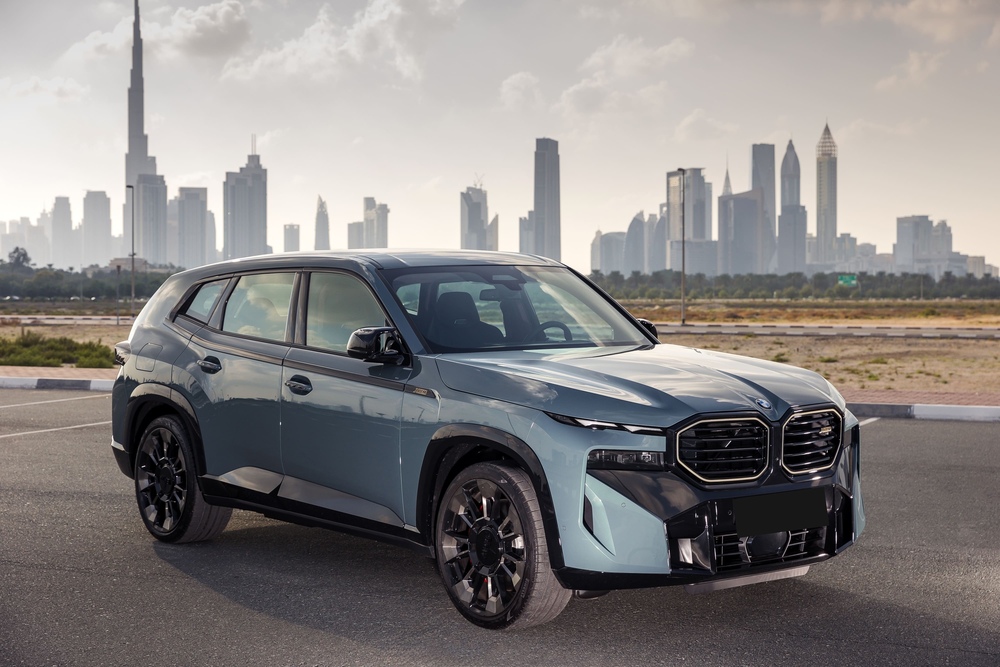 Quel est le meilleur véhicule utilitaire sport pour un voyage aux Émirats arabes unis ?